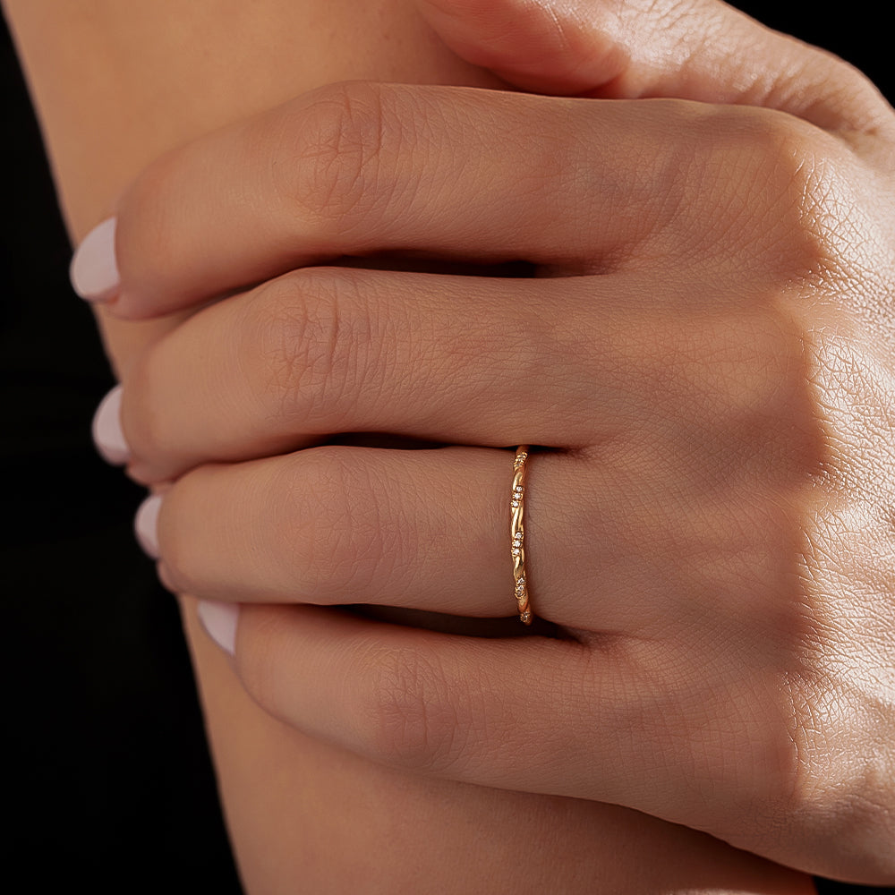 0.14 Carat Round Cut Minimal Diamond Ring-RNF1341