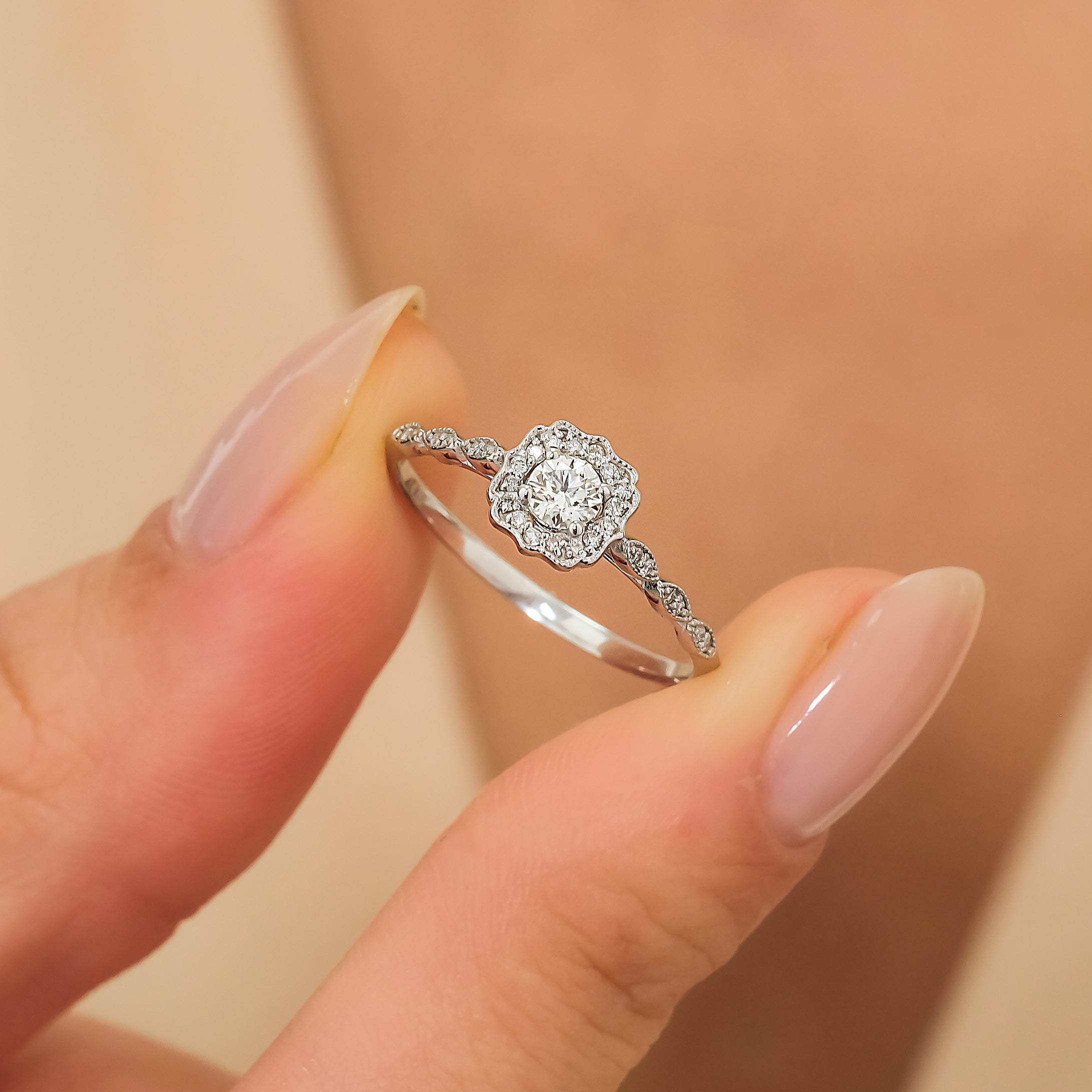 0.20 Karat Merkez & 0.12 Karat Kenar Pırlanta Tektaş Vintage Yüzük - RNF0919 | Tektaş Yüzükler | Ronaff Pırlanta | Tektaş Yüzük, Pırlanta Yüzük, Kolye, Küpe