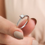 0.30 Karat Merkez & 0.12 Karat Kenar Pırlanta HRD Sertifikalı Klasik Tektaş Yüzük - RNF0935 | Tektaş Yüzükler | Ronaff Pırlanta | Tektaş Yüzük, Pırlanta Yüzük, Kolye, Küpe