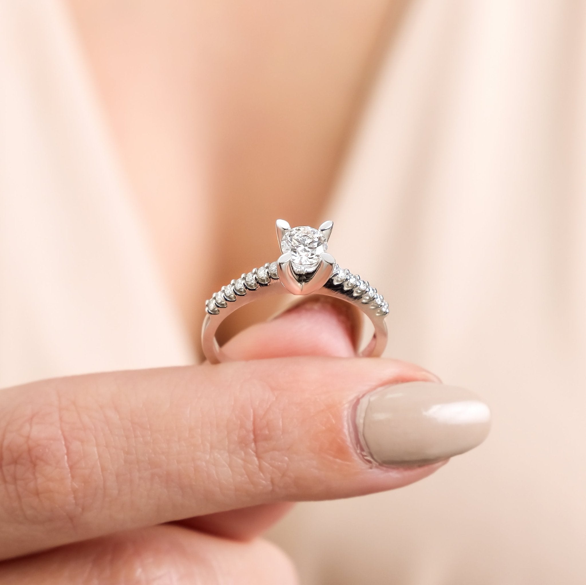 0.30 Karat Merkez & 0.16 Karat Kenar GIA/HRD Sertifikalı Pırlanta Klasik Tektaş Yüzük - RNF0938 | Tektaş Pırlanta | Ronaff Pırlanta | Tektaş Yüzük, Pırlanta Yüzük, Kolye, Küpe