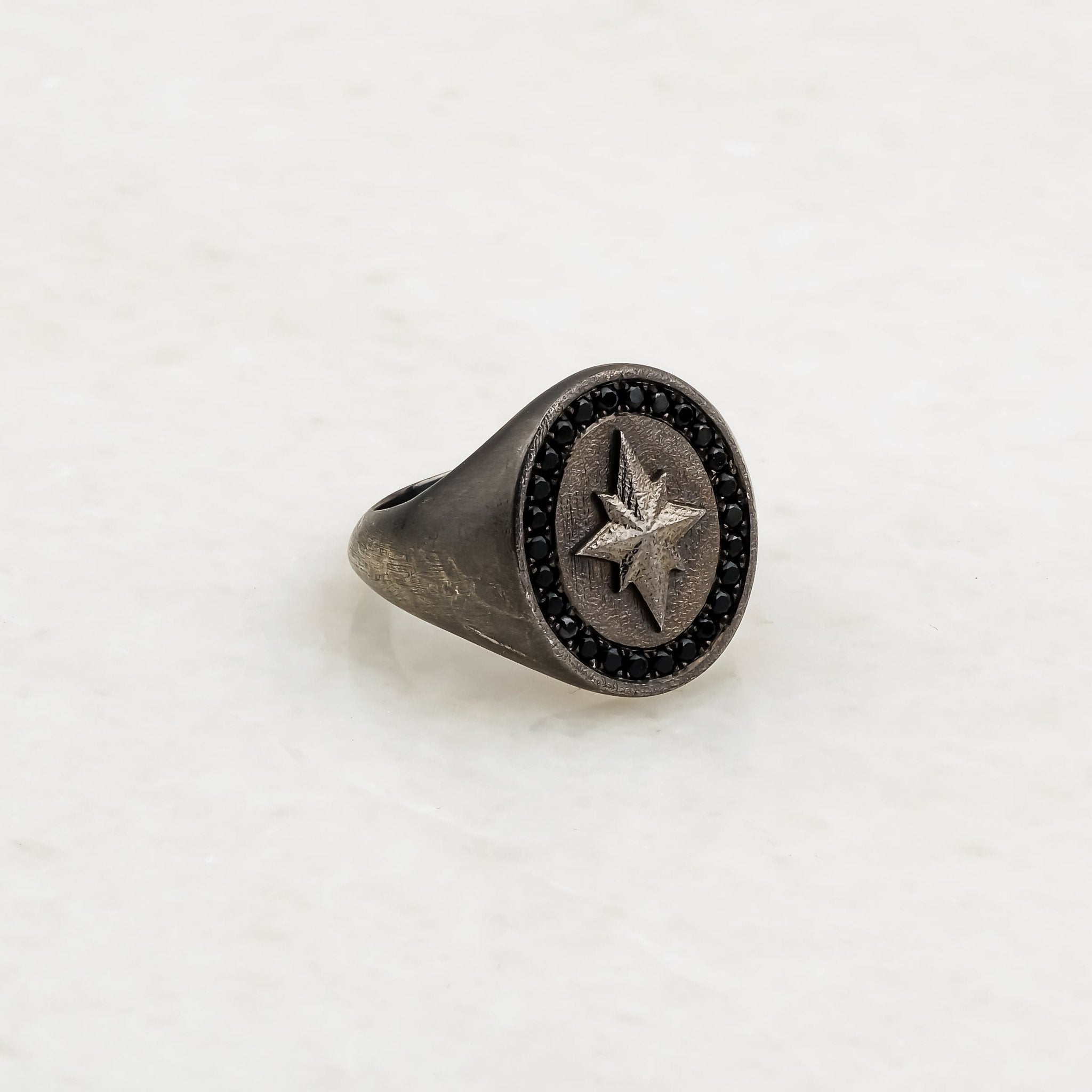 0.30 Karat Yuvarlak Kesim Pırlanta Tasarım Şövalye Yüzük - RNF0930 | Tasarım Yüzük | Ronaff Pırlanta | Tektaş Yüzük, Pırlanta Yüzük, Kolye, Küpe