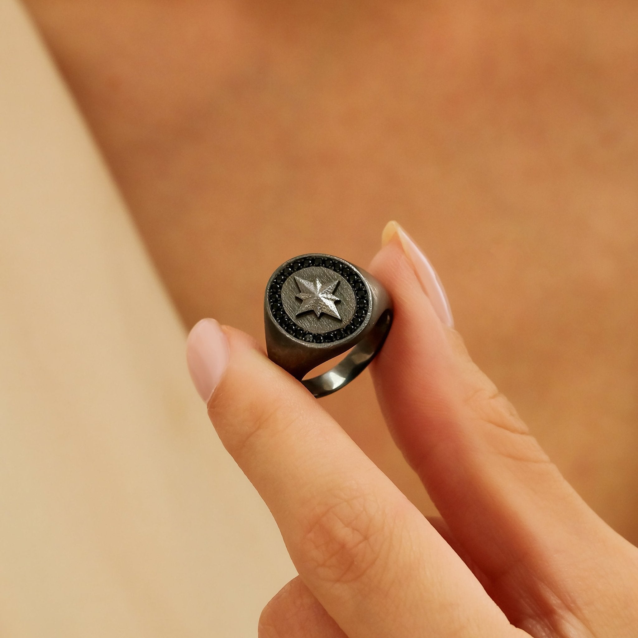 0.30 Karat Yuvarlak Kesim Pırlanta Tasarım Şövalye Yüzük - RNF0930 | Tasarım Yüzük | Ronaff Pırlanta | Tektaş Yüzük, Pırlanta Yüzük, Kolye, Küpe