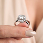 0.32 Karat Yuvarlak & 0.15 Karat Baget Pırlanta Klasik Tektaş Yüzük - RNF0937 | Pırlanta Yüzük | Ronaff Pırlanta | Tektaş Yüzük, Pırlanta Yüzük, Kolye, Küpe