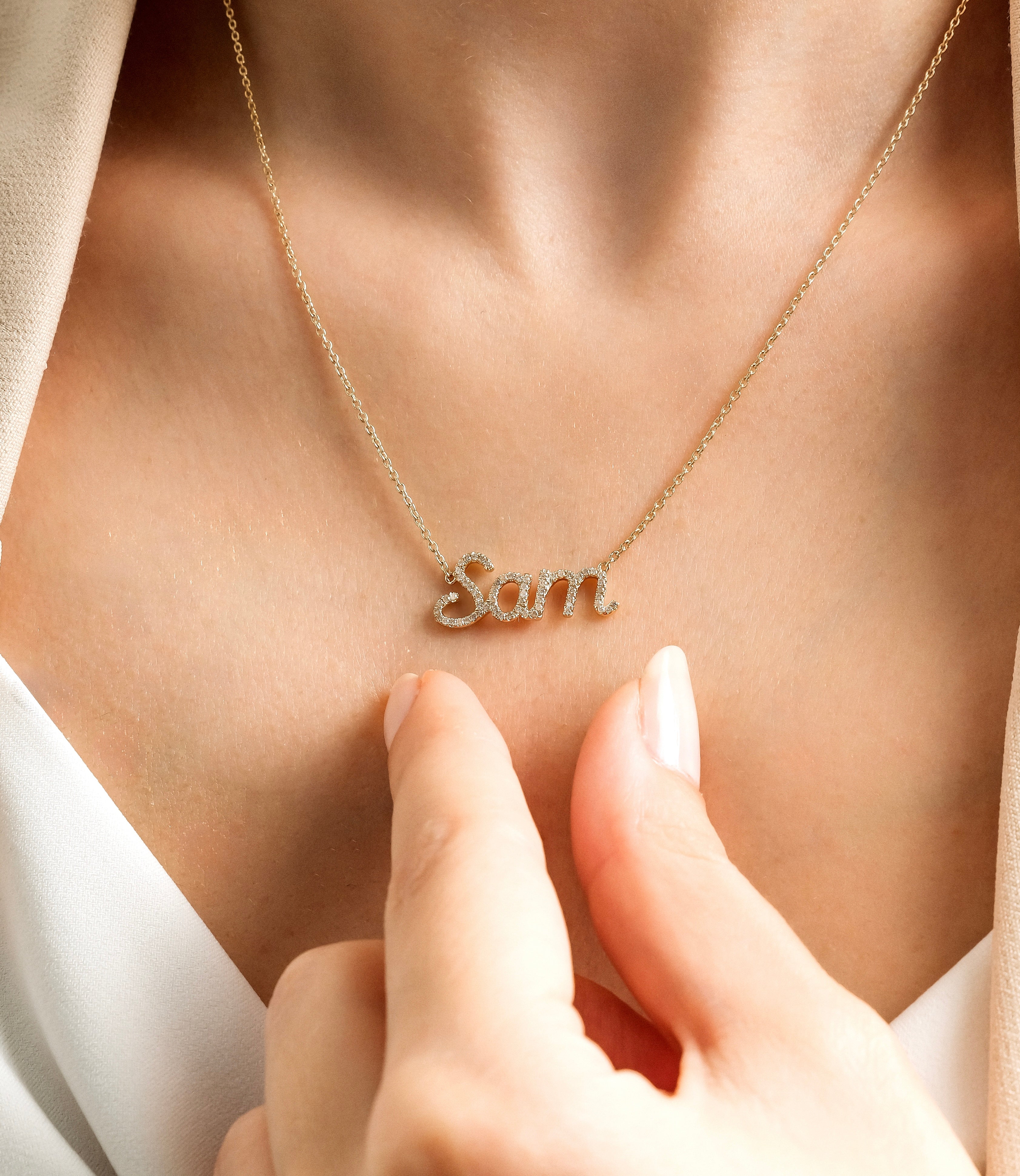 0.35 Karat Yuvarlak Pırlanta Harfli Kolye - RNF1084 | Pırlanta Kolye | Ronaff Pırlanta | Tektaş Yüzük, Pırlanta Yüzük, Kolye, Küpe