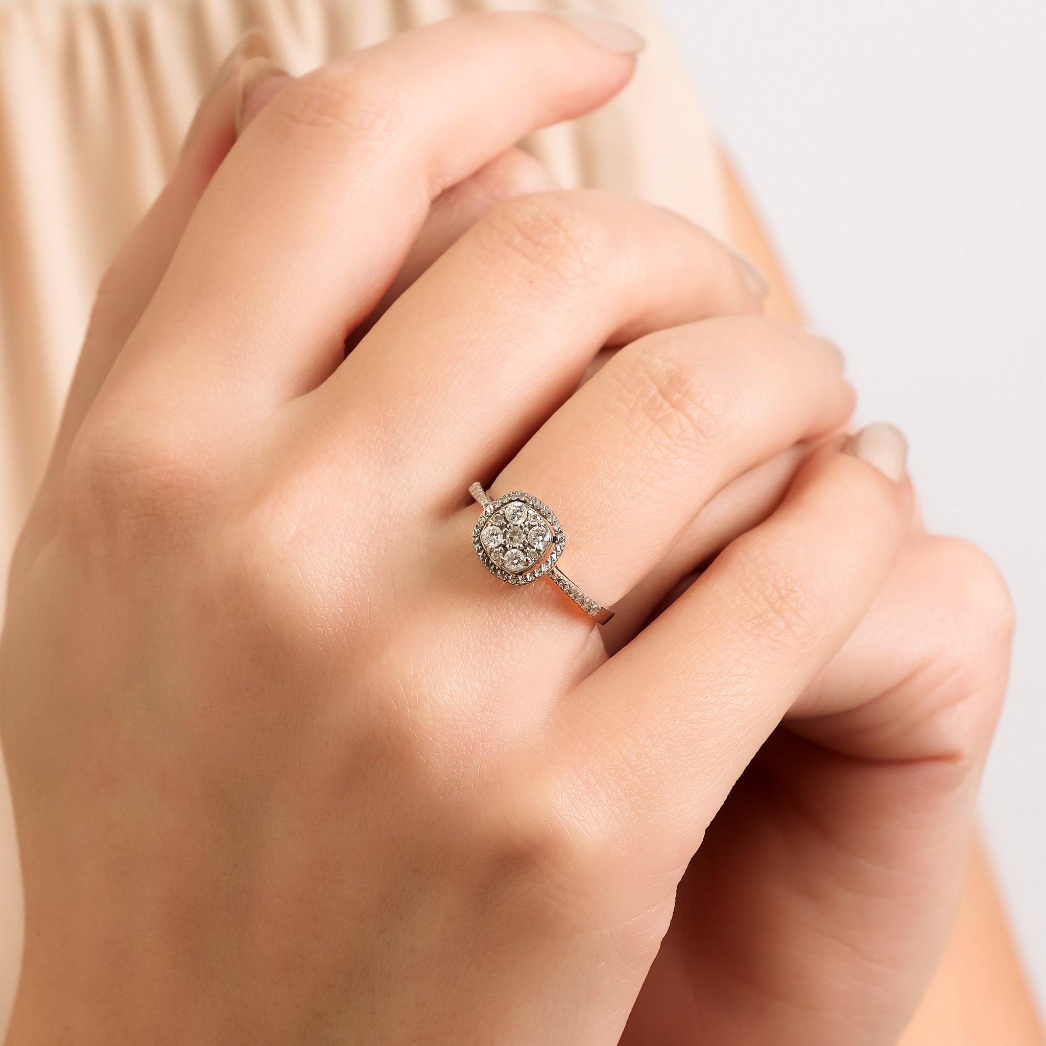 0.52 Karat Pırlanta Klasik Tektaş Tasarım Yüzük - RNF1007 | Pırlanta Yüzük | Ronaff Pırlanta | Tektaş Yüzük, Pırlanta Yüzük, Kolye, Küpe