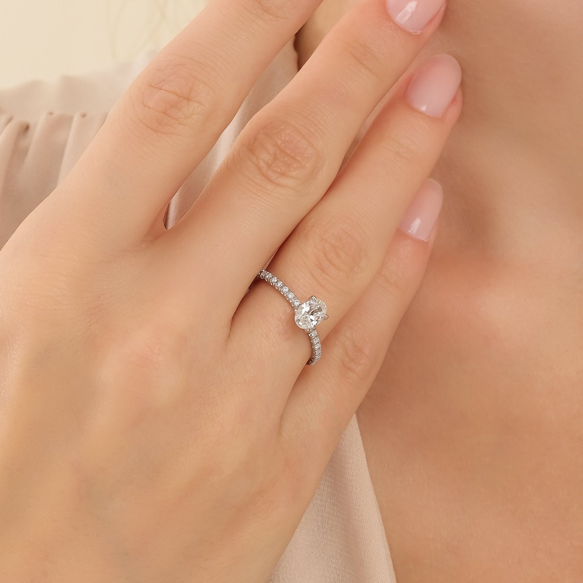 0,60 Karat Oval & 0,20 Karat Excellent Kesim GIA/HRD Sertifikalı Tektaş Pırlanta Yüzük - RNF0996 | Tektaş Yüzükler | Ronaff Pırlanta | Tektaş Yüzük, Pırlanta Yüzük, Kolye, Küpe