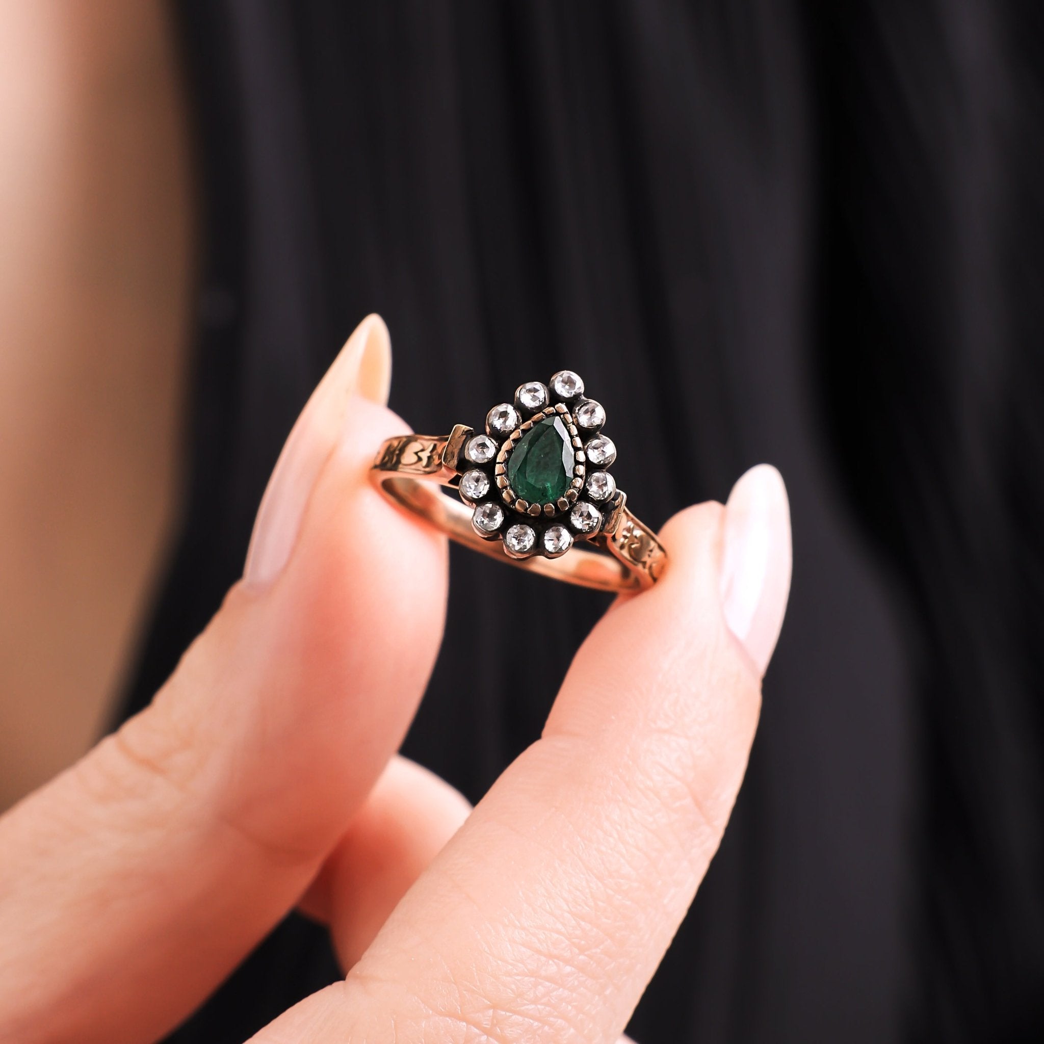 0.80 Karat Zümrüt & 0.14 Karat Elmas Tasarım Yüzük - RNF0970 | Elmas | Ronaff Pırlanta | Tektaş Yüzük, Pırlanta Yüzük, Kolye, Küpe