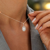 0.59 Karat Oval Baget Pırlanta Kolye RNF1512