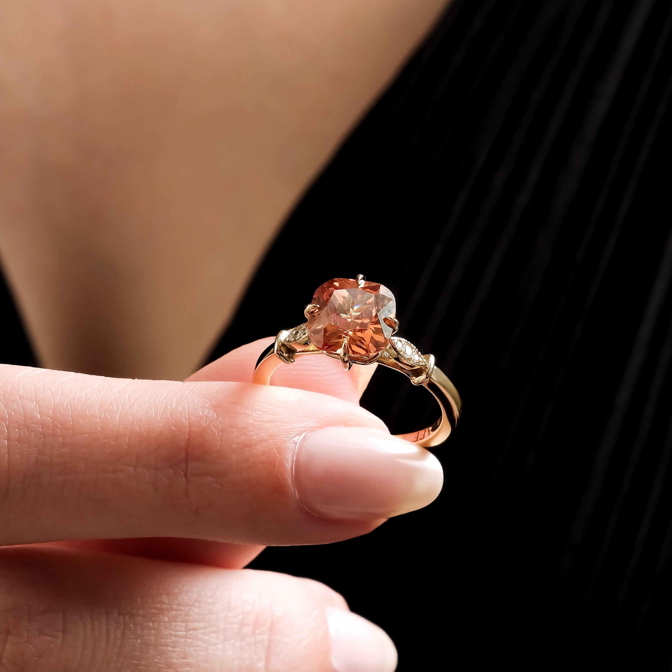 2.80 Karat Garnet & 0.12 Karat Pırlanta Tasarım Yüzük - RNF01066 | Yüzükler | Ronaff Pırlanta | Tektaş Yüzük, Pırlanta Yüzük, Kolye, Küpe