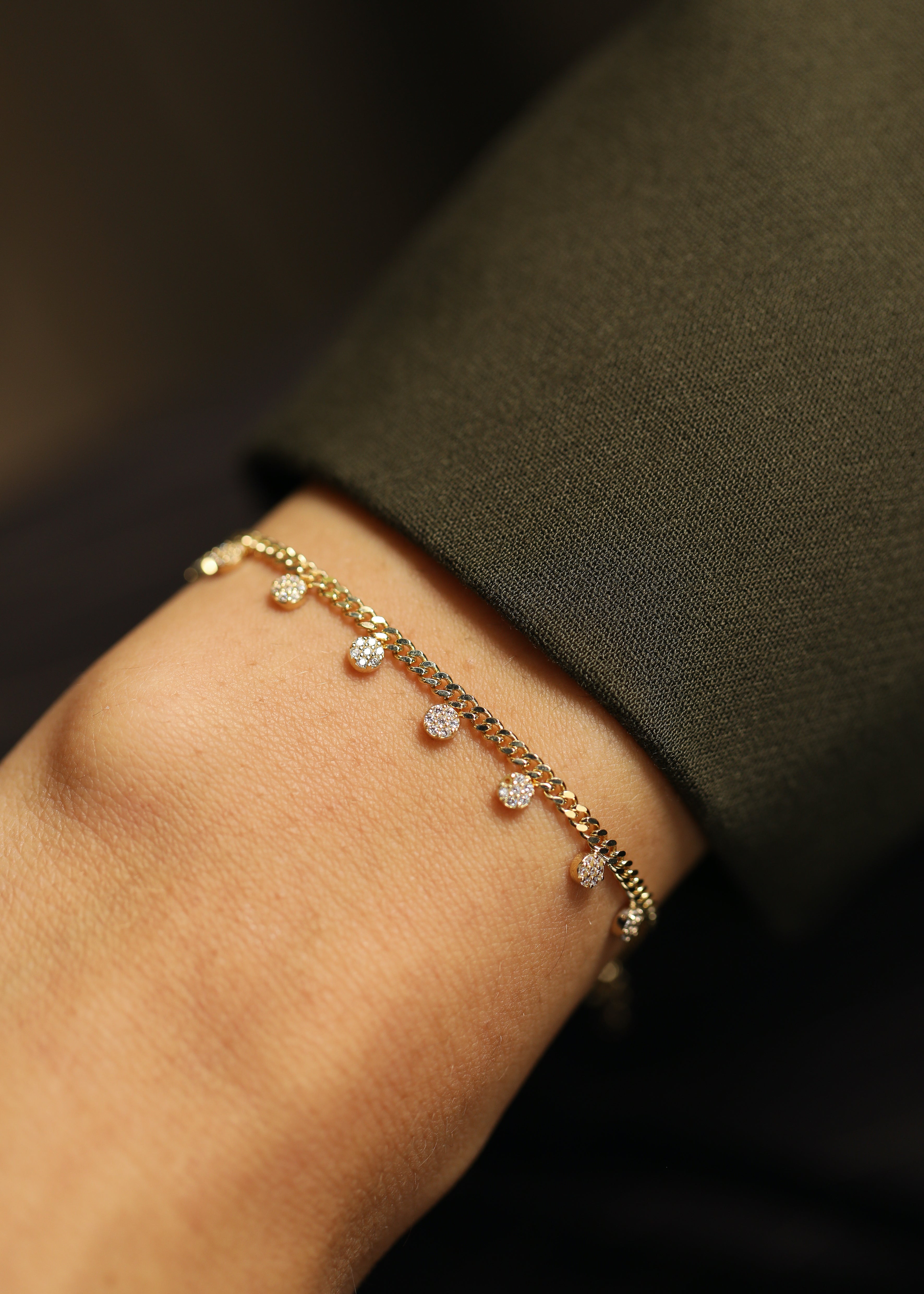 14 Ayar Altın Pırlanta Sallantılı Bileklik RG046 | Altın Bileklik | Ronaff Pırlanta | Tektaş Yüzük, Pırlanta Yüzük, Kolye, Küpe