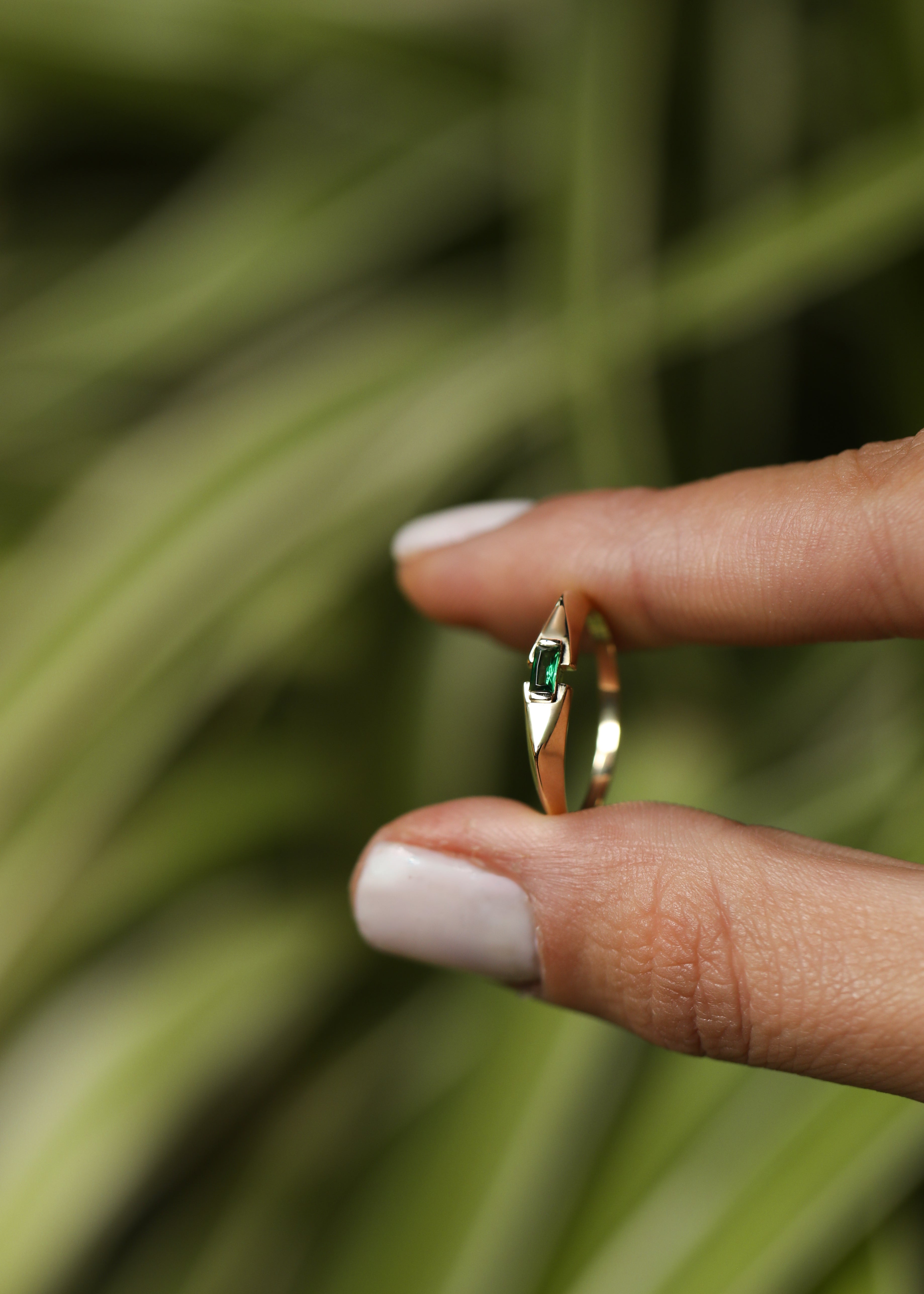 14 Ayar Altın Zümrüt Taşlı Geometrik Yüzük RG048 | altın | Ronaff Pırlanta | Tektaş Yüzük, Pırlanta Yüzük, Kolye, Küpe