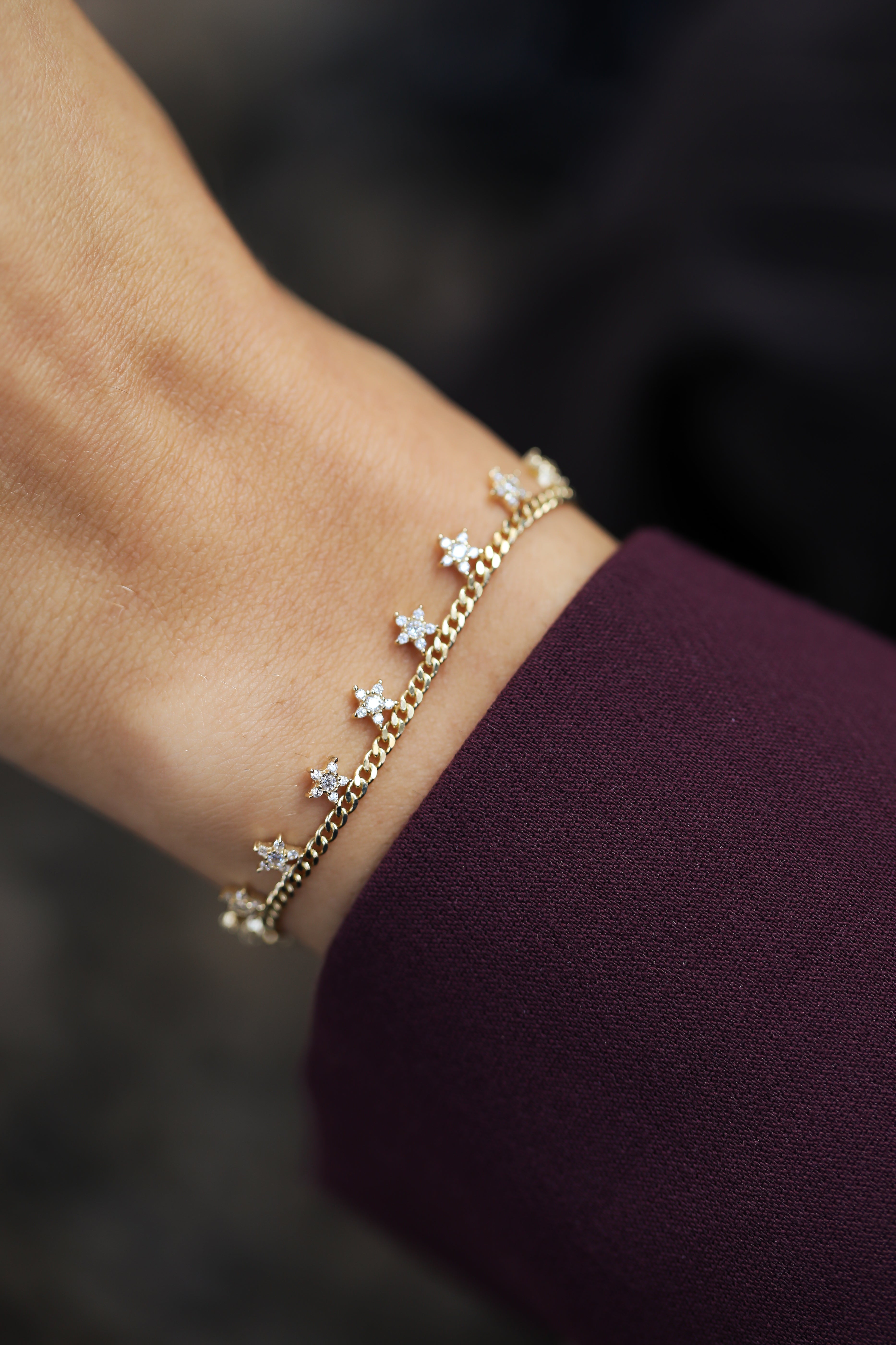 14 K Gold Flower Dangle Diamond Bracelet
