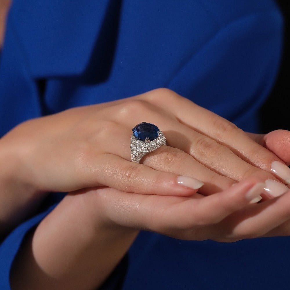 8.66 Karat Oval Safir & 4.54 Karat Yuvarlak Pırlanta Özel Tasarım Yüzük - RNF0967 | Renkli Taşlı Yüzükler | Ronaff Pırlanta | Tektaş Yüzük, Pırlanta Yüzük, Kolye, Küpe