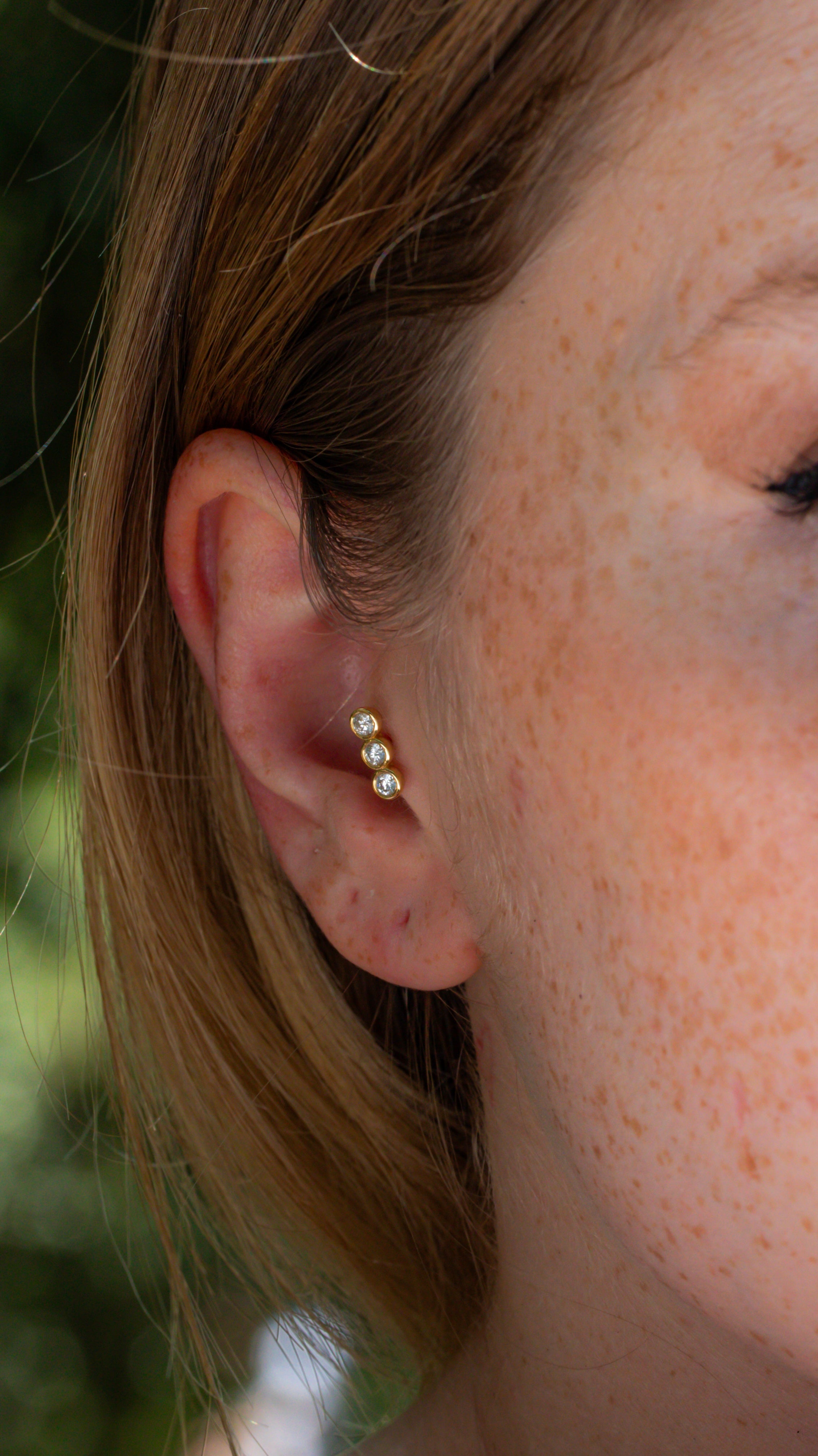 0.09 Karat Yuvarlak Kesim Üç Taşlı Küpe - RNF0853 | Pırlanta Küpe | Ronaff Pırlanta | Tektaş Yüzük, Pırlanta Yüzük, Kolye, Küpe