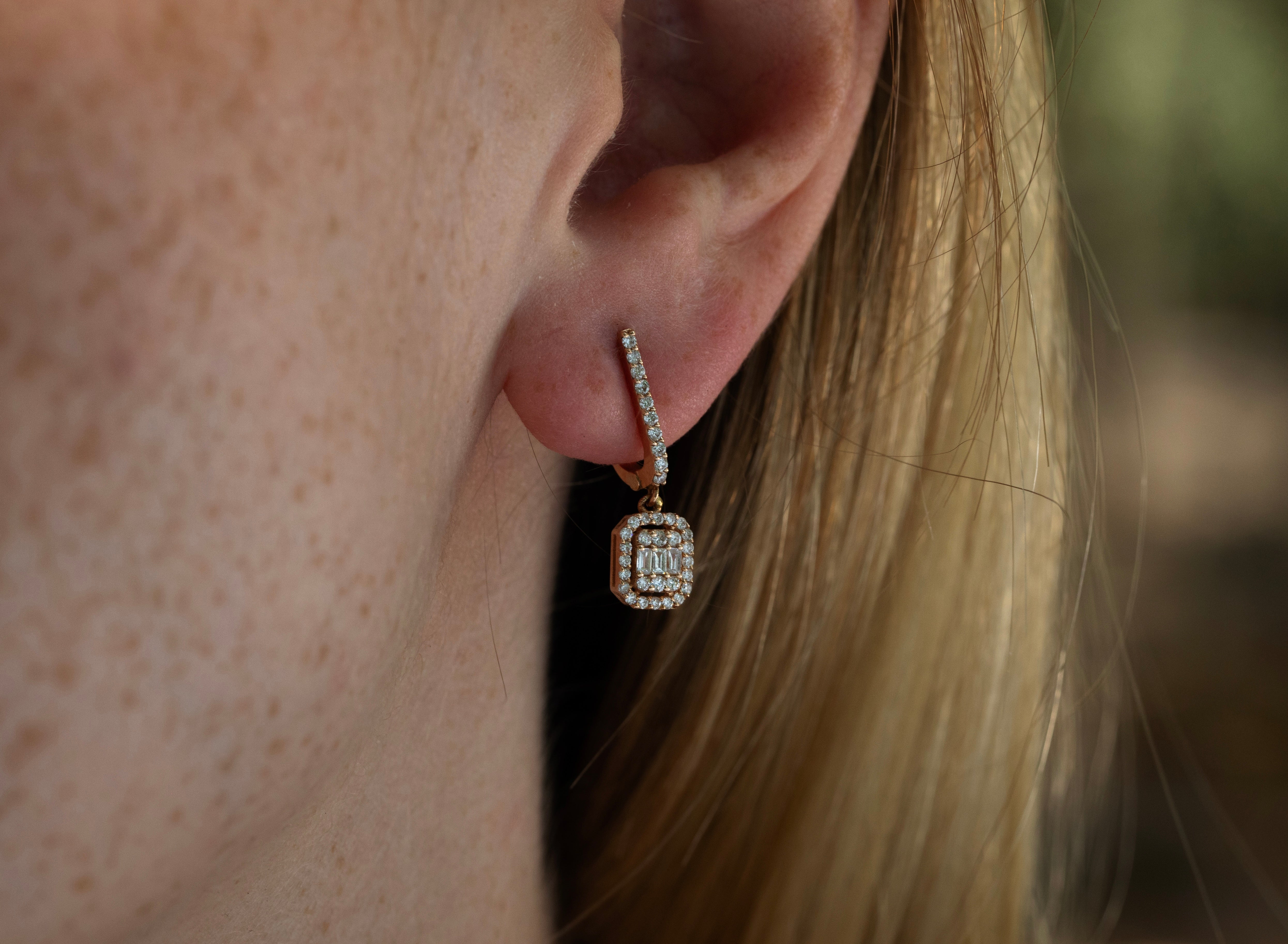 1.15 Karat Pırlanta Rose Baget Küpe - RNF0414 | Pırlanta Küpe | Ronaff Pırlanta | Tektaş Yüzük, Pırlanta Yüzük, Kolye, Küpe