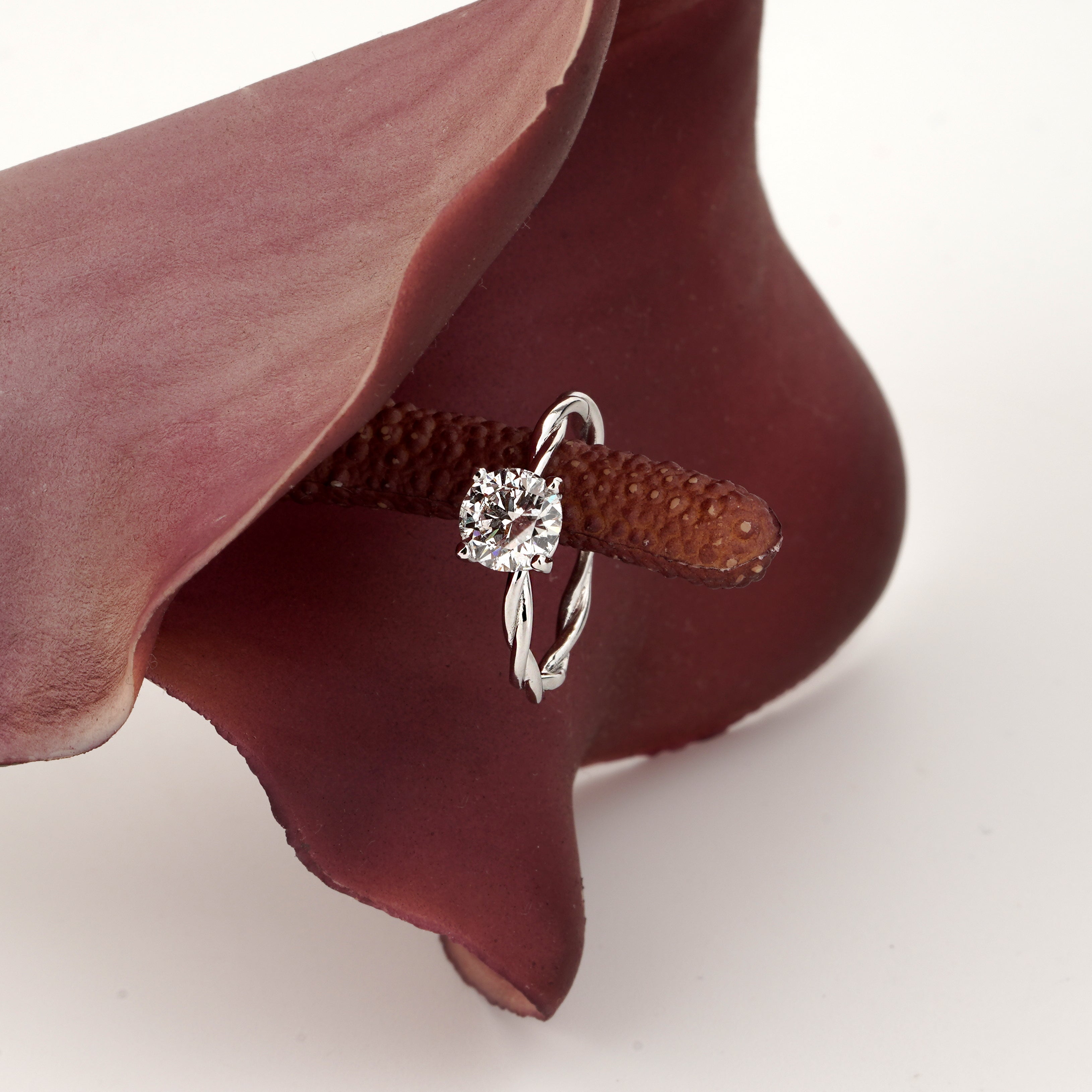 1.00 Karat Pırlanta Örgülü Klasik Tektaş Yüzük-RNF1406 | Pırlanta Yüzük | Ronaff Pırlanta | Tektaş Yüzük, Pırlanta Yüzük, Kolye, Küpe