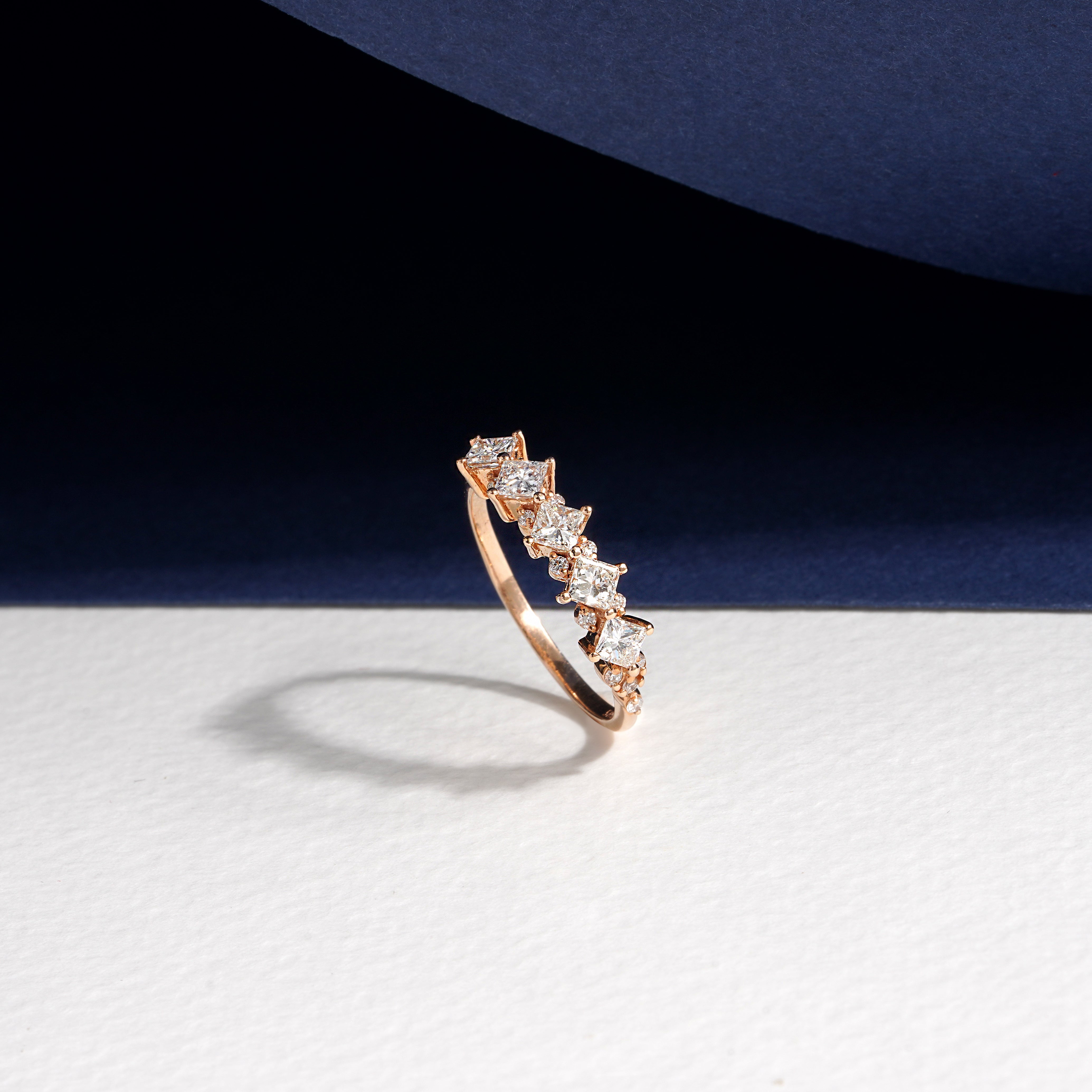 0.75 Karat Prenses & 0.10 Karat Yuvarlak Kesim Beştaş Yüzük-RNF1370 | Beştaş Pırlanta | Ronaff Pırlanta | Tektaş Yüzük, Pırlanta Yüzük, Kolye, Küpe