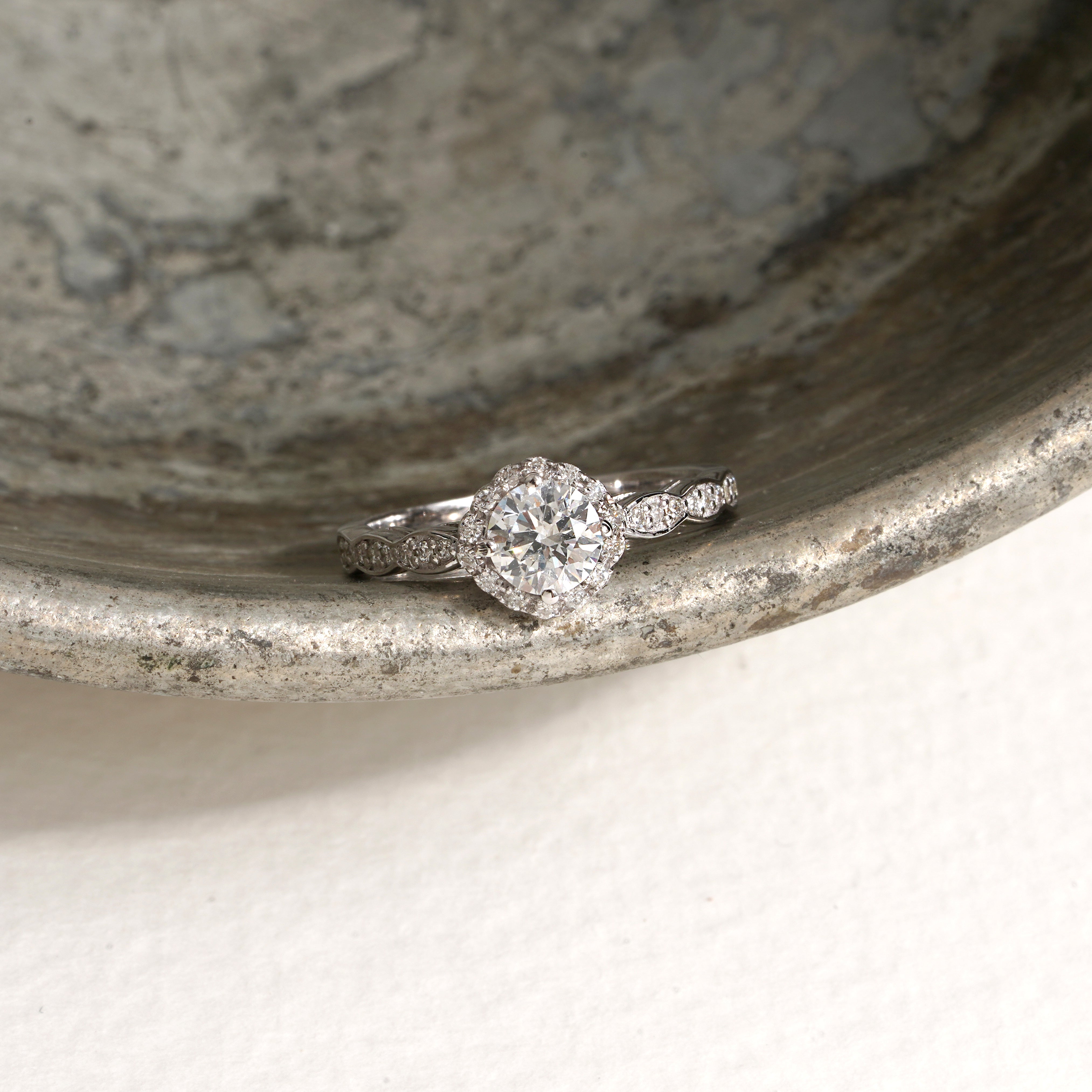 0.54 Karat Tılsım Tektaş GIA/HRD Sertifikalı Pırlanta Tektaş Vintage Yüzük - RNF0320 | Tektaş Pırlanta | Ronaff Pırlanta | Tektaş Yüzük, Pırlanta Yüzük, Kolye, Küpe