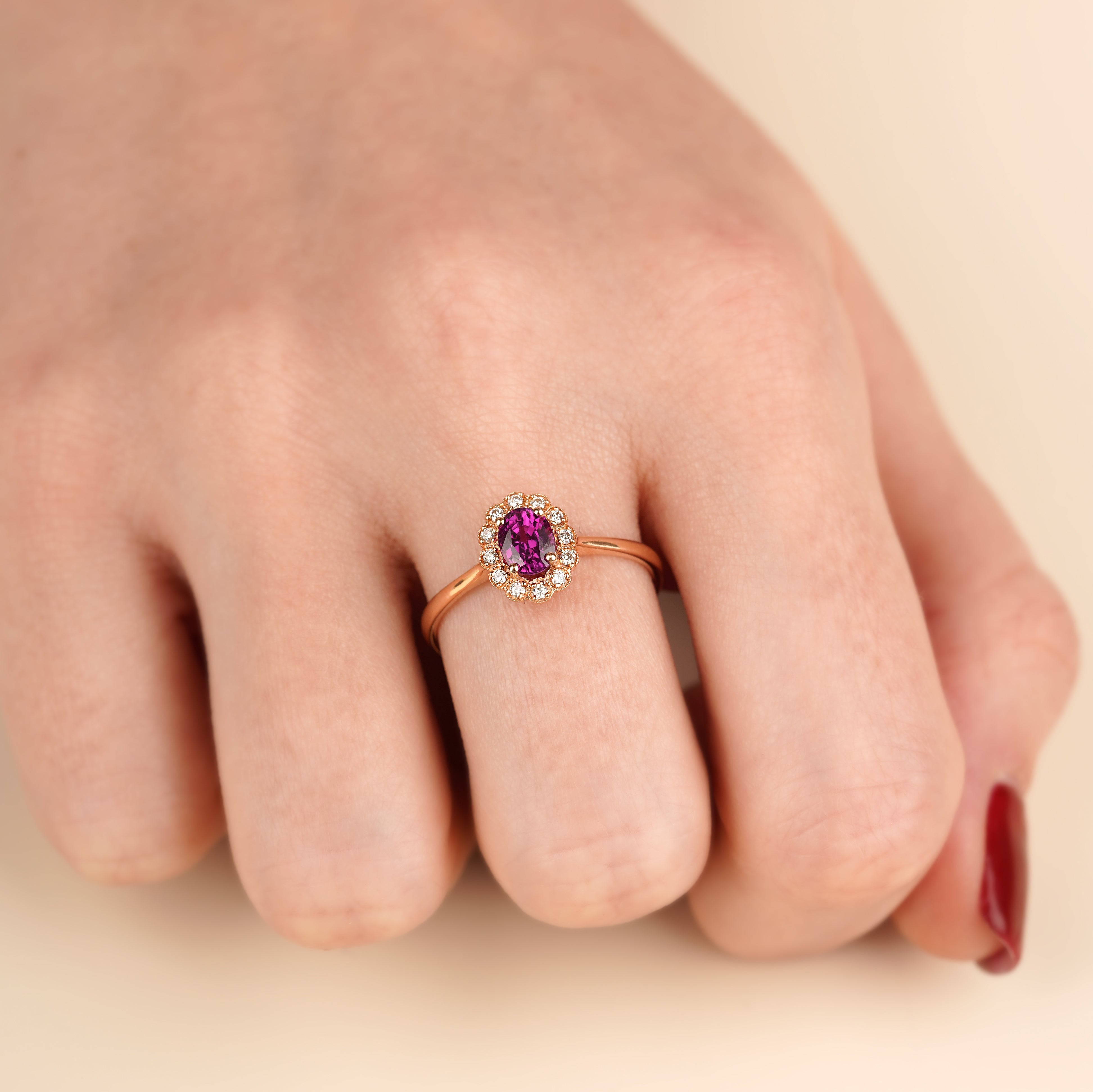 0.90 Karat Yakut Pırlantalı Yüzük | Renkli Pırlantalı Yüzükler | Ronaff Pırlanta | Tektaş Yüzük, Pırlanta Yüzük, Kolye, Küpe