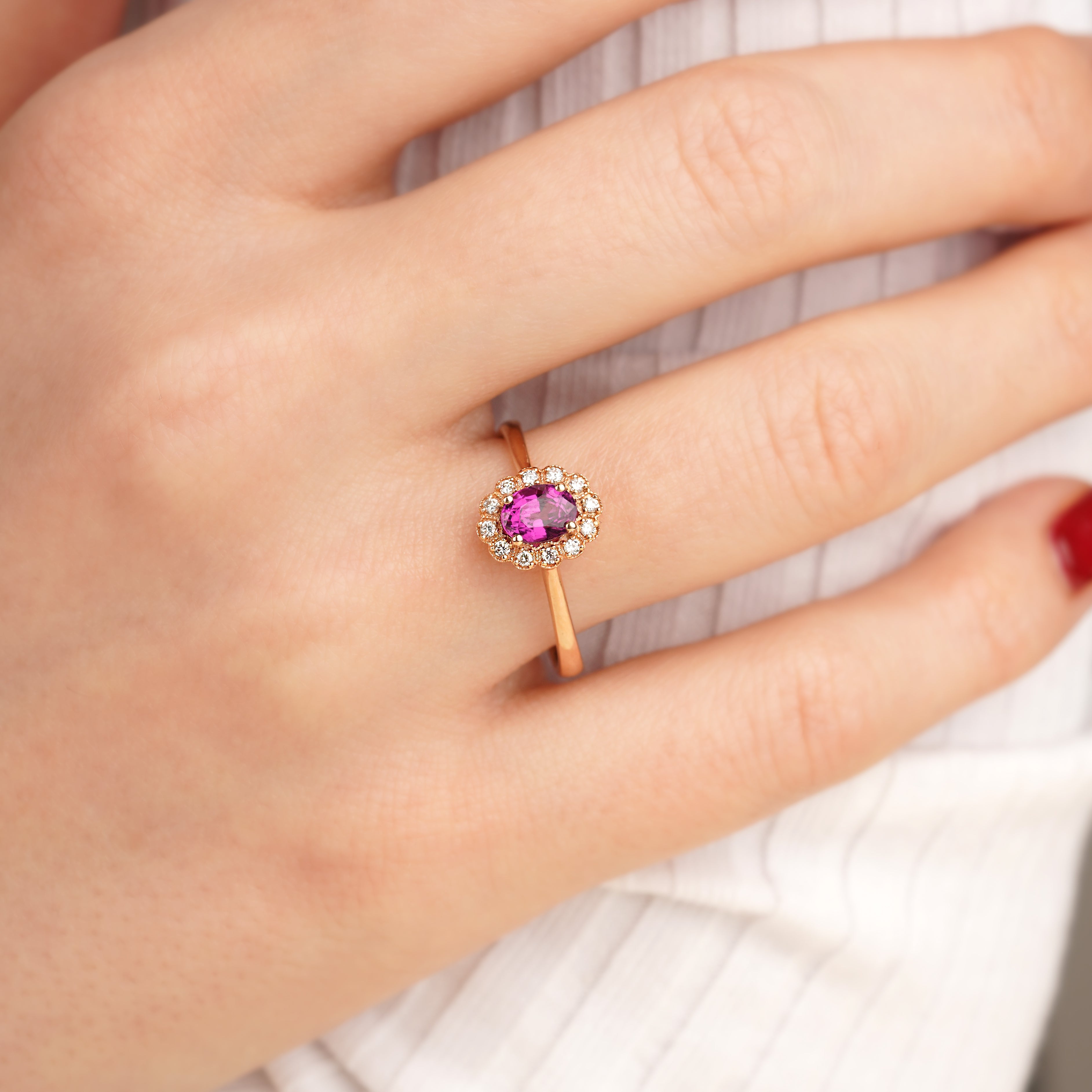 0.90 Karat Yakut Pırlantalı Yüzük | Renkli Pırlantalı Yüzükler | Ronaff Pırlanta | Tektaş Yüzük, Pırlanta Yüzük, Kolye, Küpe