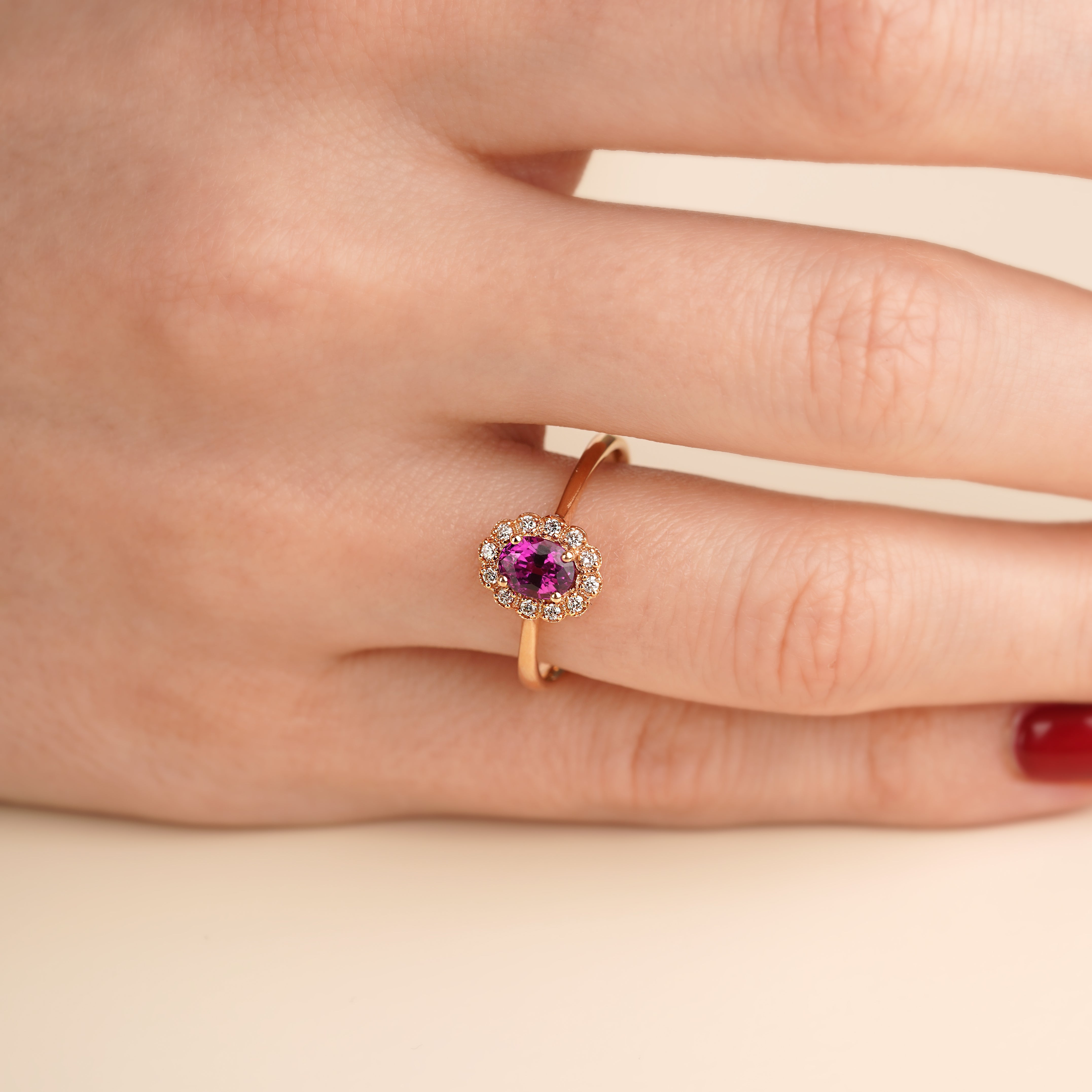 0.90 Karat Yakut Pırlantalı Yüzük | Renkli Pırlantalı Yüzükler | Ronaff Pırlanta | Tektaş Yüzük, Pırlanta Yüzük, Kolye, Küpe