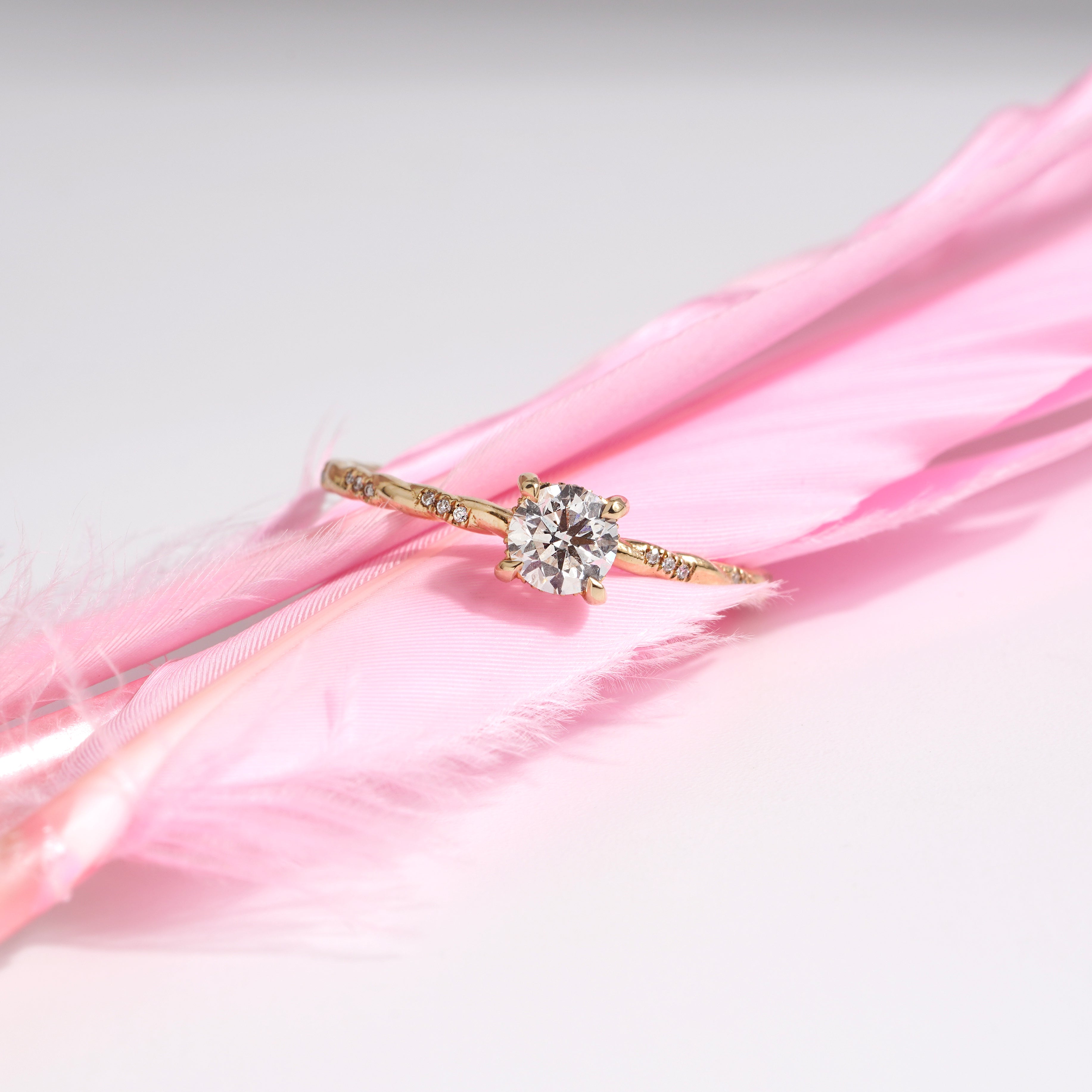 0.40 ct Özel Tasarım Pırlantalı Burgu Kollu HRD/GIA Sertifikalı Tektaş Pırlanta Yüzük - RNF1420 | Tektaş Pırlanta | Ronaff Pırlanta | Tektaş Yüzük, Pırlanta Yüzük, Kolye, Küpe