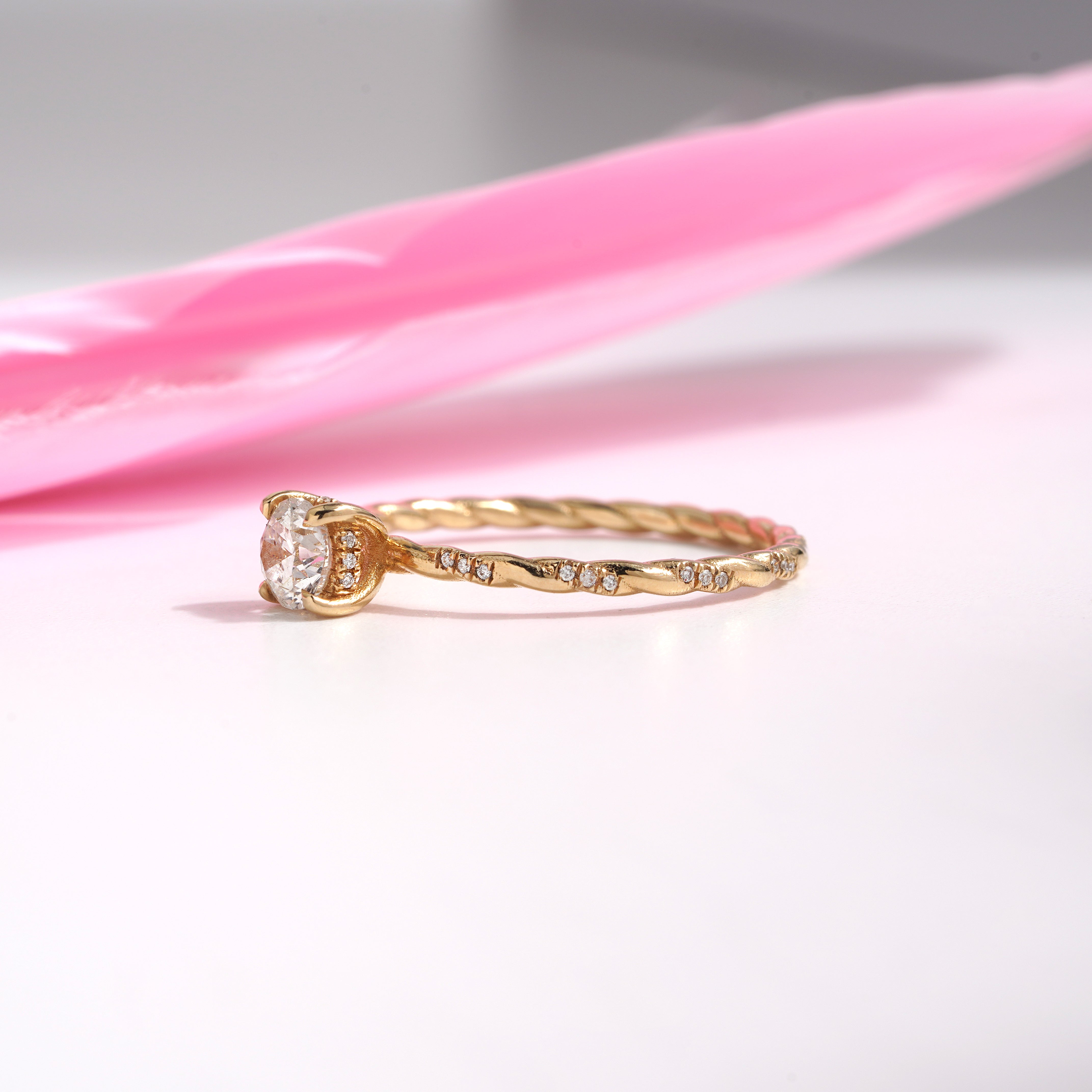 0.40 ct Özel Tasarım Pırlantalı Burgu Kollu HRD/GIA Sertifikalı Tektaş Pırlanta Yüzük - RNF1420 | Tektaş Pırlanta | Ronaff Pırlanta | Tektaş Yüzük, Pırlanta Yüzük, Kolye, Küpe