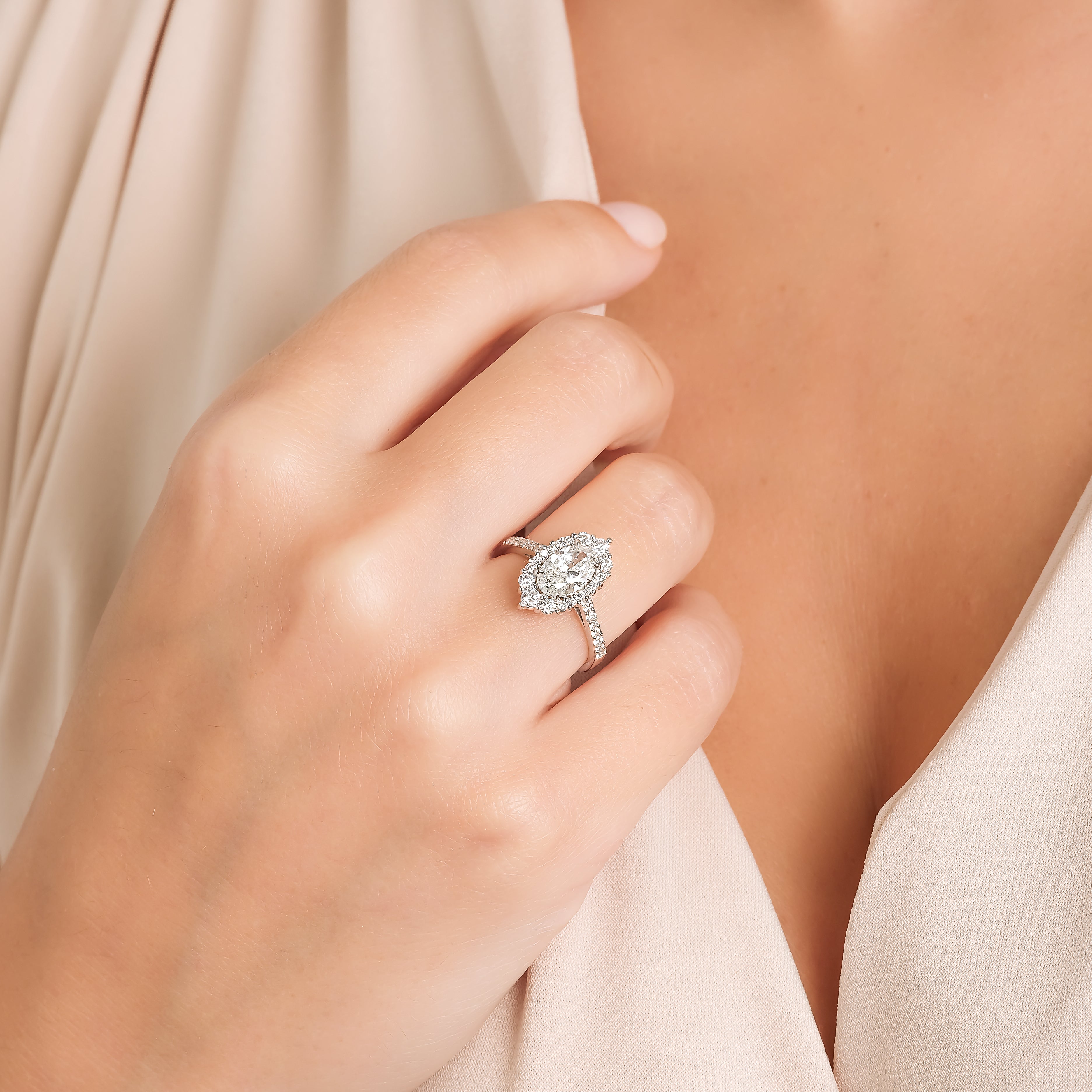 1.00 Karat Özel Tasarım Oval Kesim Tektaş Yüzük RNF1443 | | Ronaff Pırlanta | Tektaş Yüzük, Pırlanta Yüzük, Kolye, Küpe