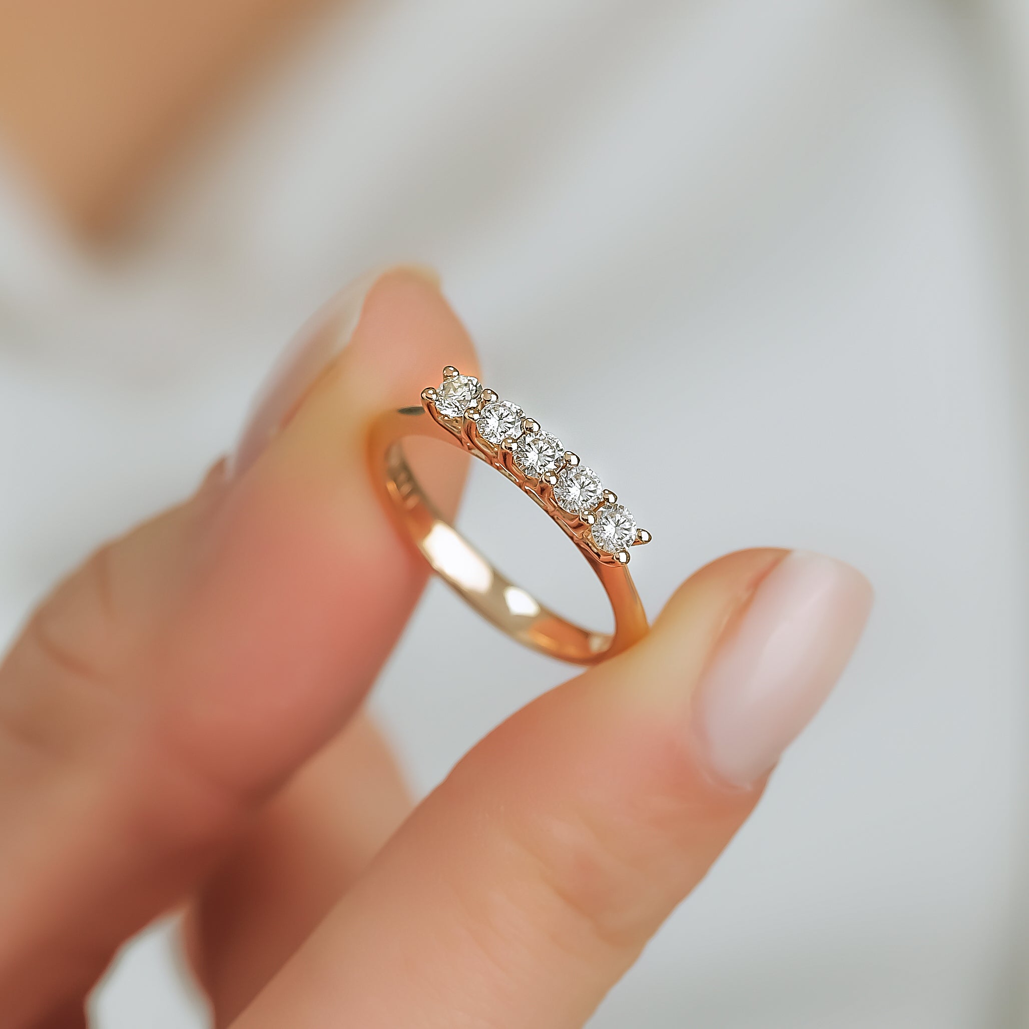 0.50 Karat Yuvarlak Kesim Pırlanta Beştaş Yüzük - RNF0423 | Beştaş Pırlanta | Ronaff Pırlanta | Tektaş Yüzük, Pırlanta Yüzük, Kolye, Küpe