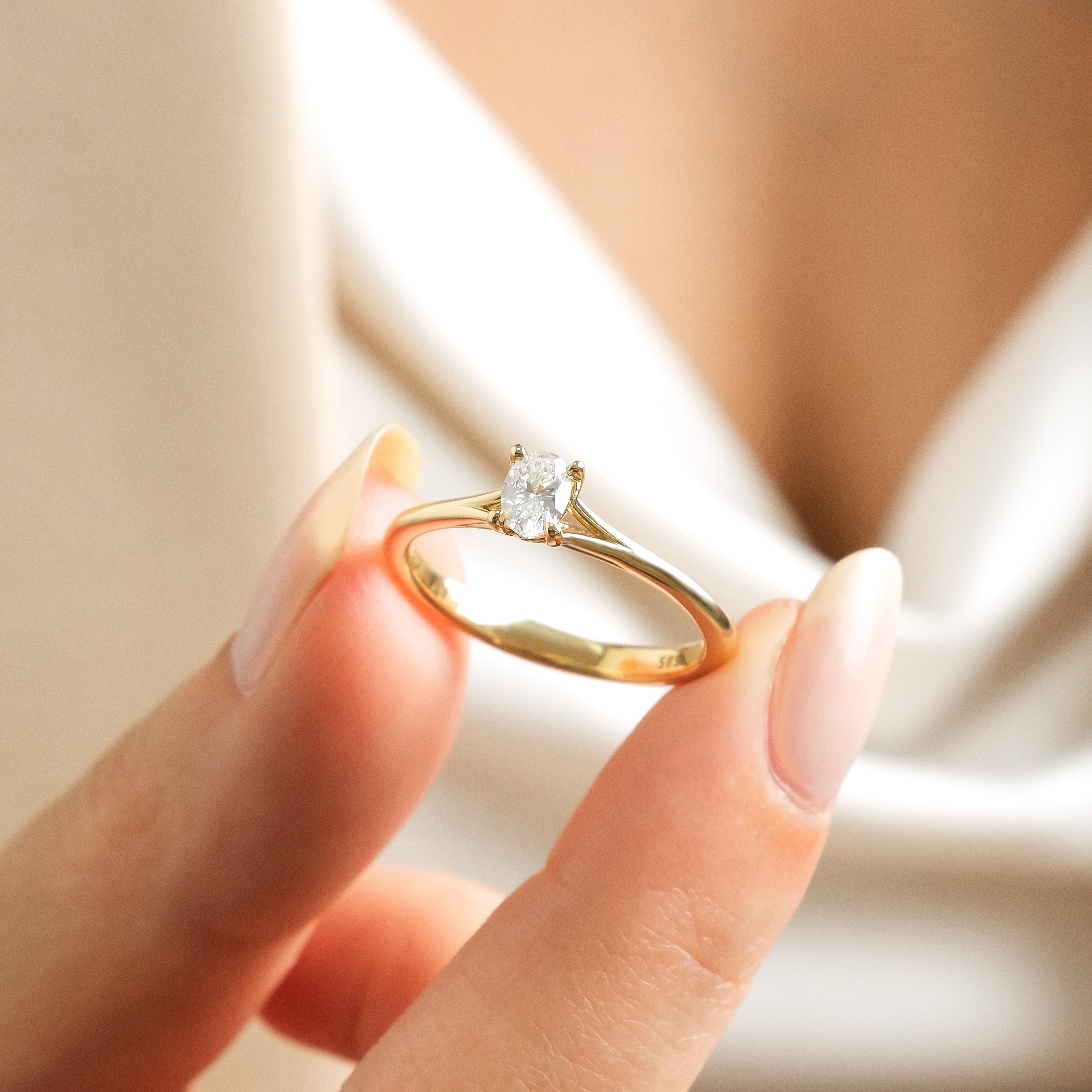 0.50 Karat Oval Kesim GIA/HRD sertifikalı Sarı Altın Tektaş Pırlanta Yüzük - RNF0696 | Tektaş Yüzükler | Ronaff Pırlanta | Tektaş Yüzük, Pırlanta Yüzük, Kolye, Küpe