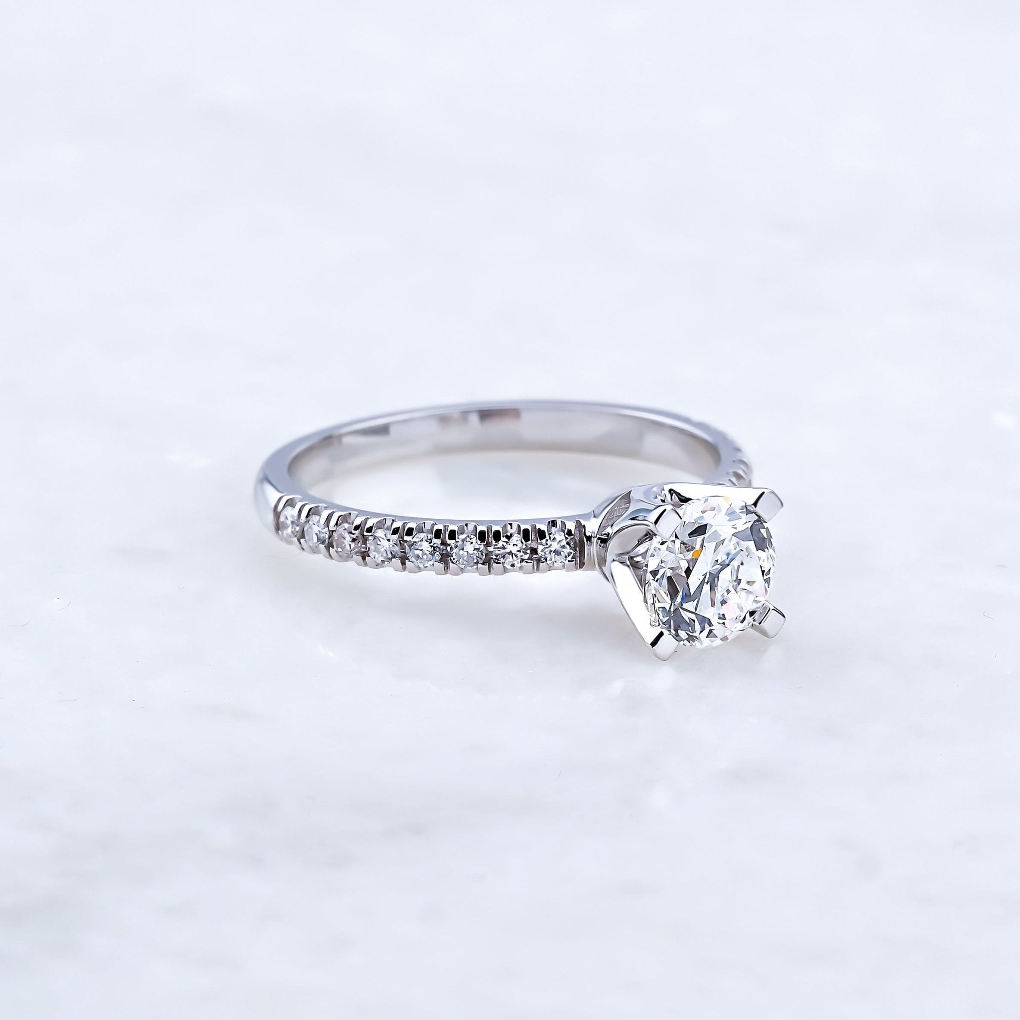 0.80 Karat & 0.25 Karat Yuvarlak Kesim GIA/HRD Sertifikalı Pırlanta Tektaş Yüzük - RNF0139 | Tektaş Pırlanta | Ronaff Pırlanta | Tektaş Yüzük, Pırlanta Yüzük, Kolye, Küpe