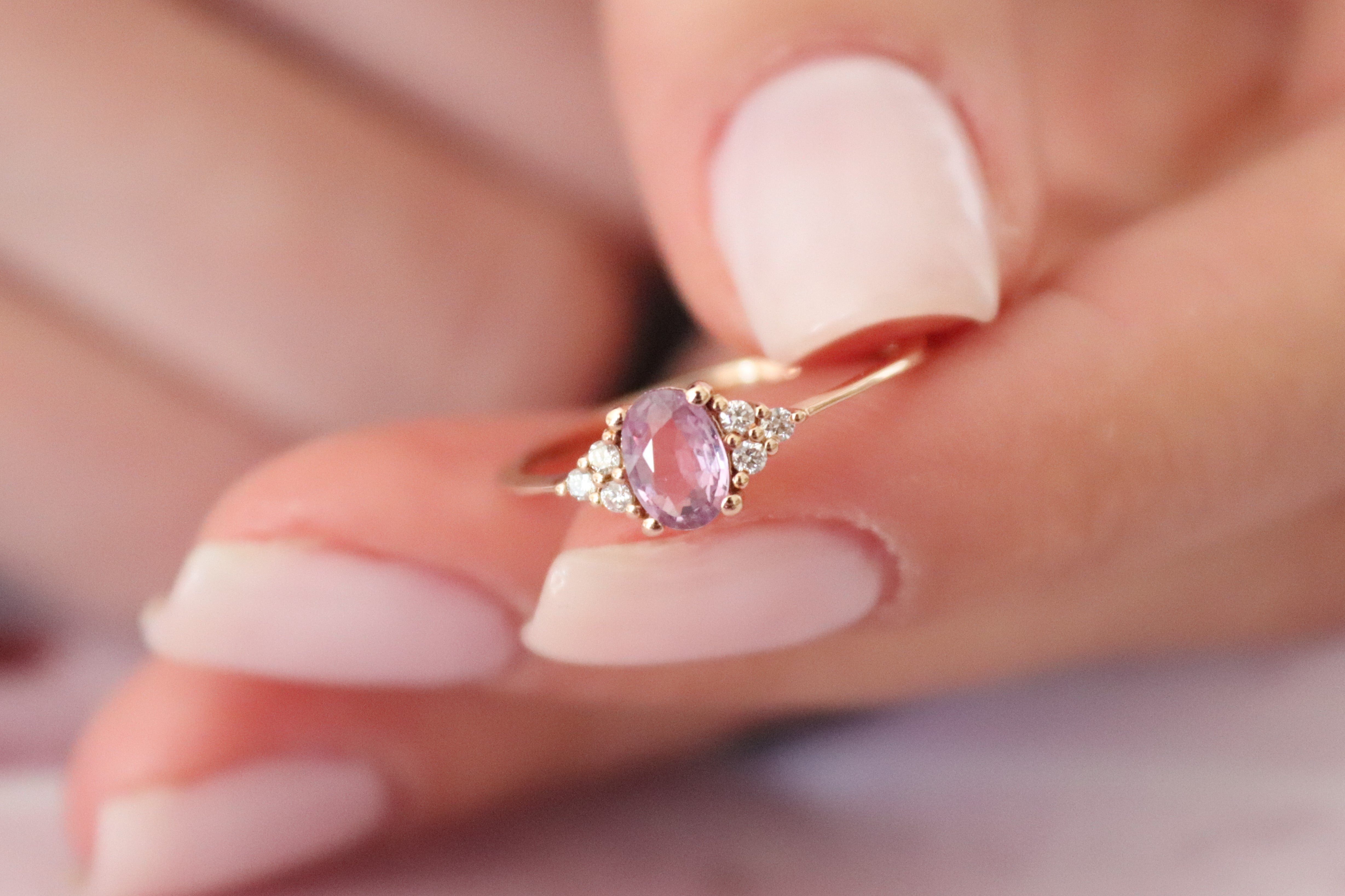 1.00 Karat Oval Pembe Safir Pırlanta Yüzük - RNF0444 | Renkli Taşlı Yüzükler | Ronaff Pırlanta | Tektaş Yüzük, Pırlanta Yüzük, Kolye, Küpe