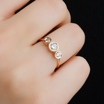 0.50 Karat Yuvarlak Kesim Tria Üçtaş Pırlanta Yüzük - RNF0046 | Tria Yüzükler | Ronaff Pırlanta | Tektaş Yüzük, Pırlanta Yüzük, Kolye, Küpe