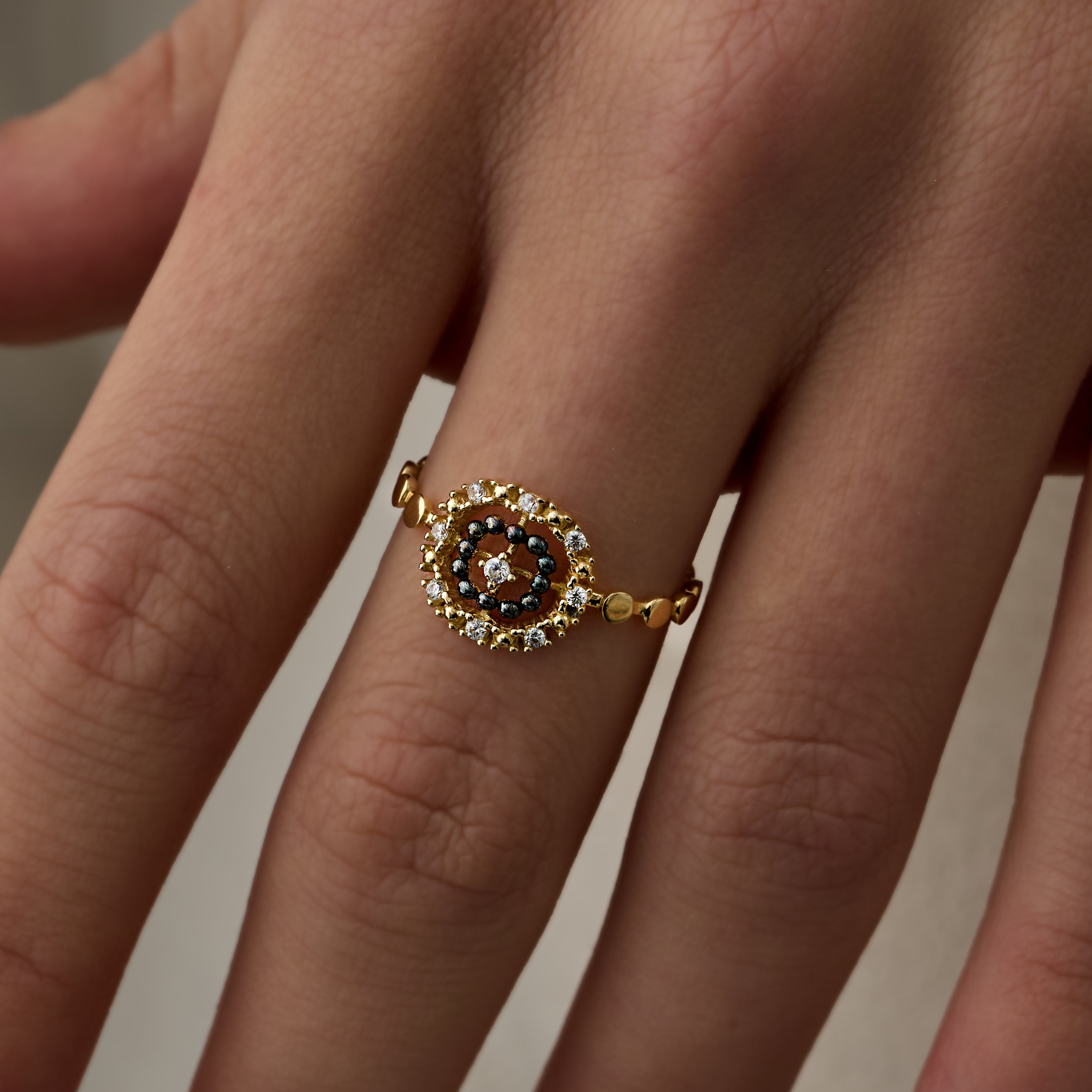 14 Ayar Black & White Diamond 14K Altın Çiçek Tasarımı Altın Yüzük RG026 | altın | Ronaff Pırlanta | Tektaş Yüzük, Pırlanta Yüzük, Kolye, Küpe