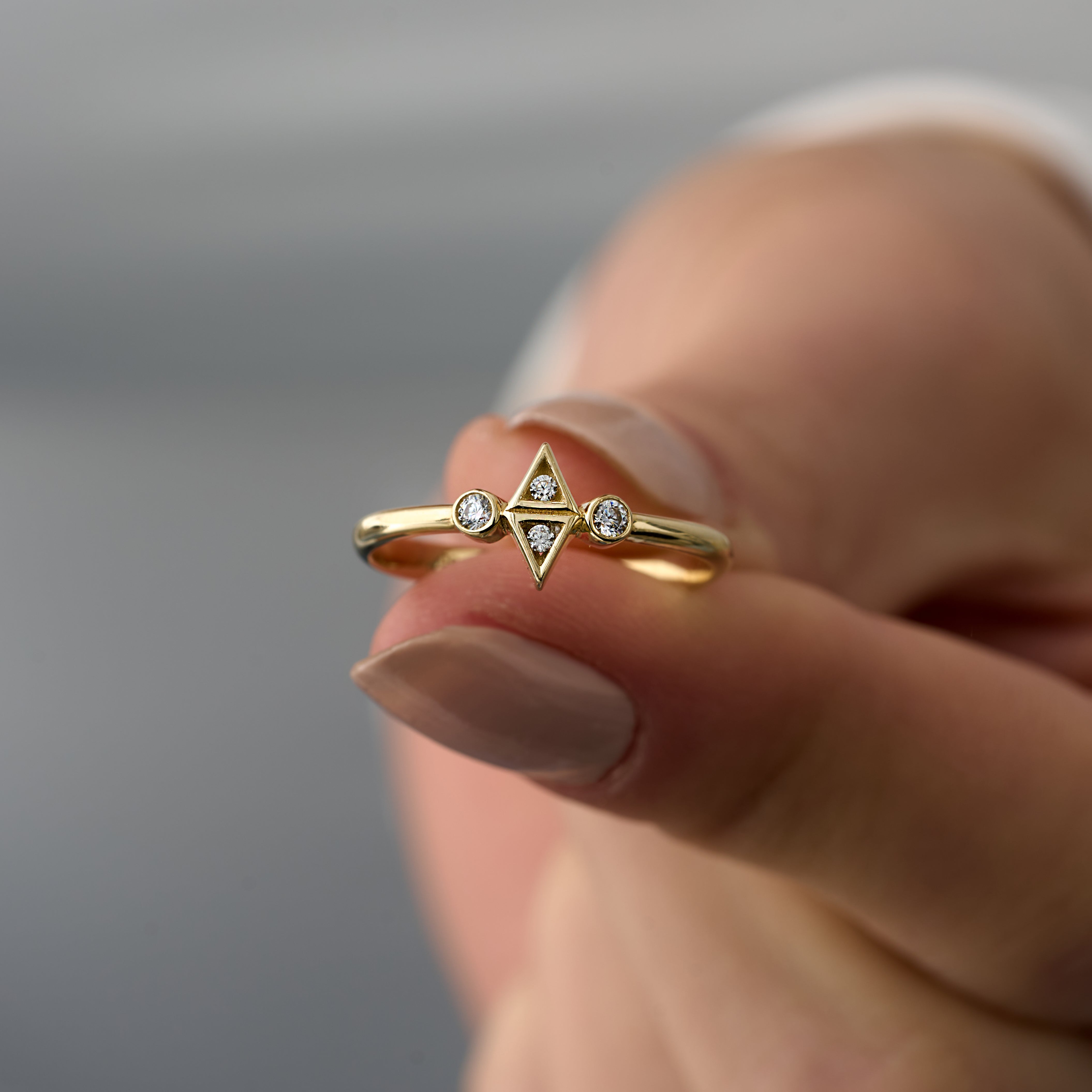 14 Ayar Geometrik Pırlantalı Altın Yüzük RG030 | altın | Ronaff Pırlanta | Tektaş Yüzük, Pırlanta Yüzük, Kolye, Küpe