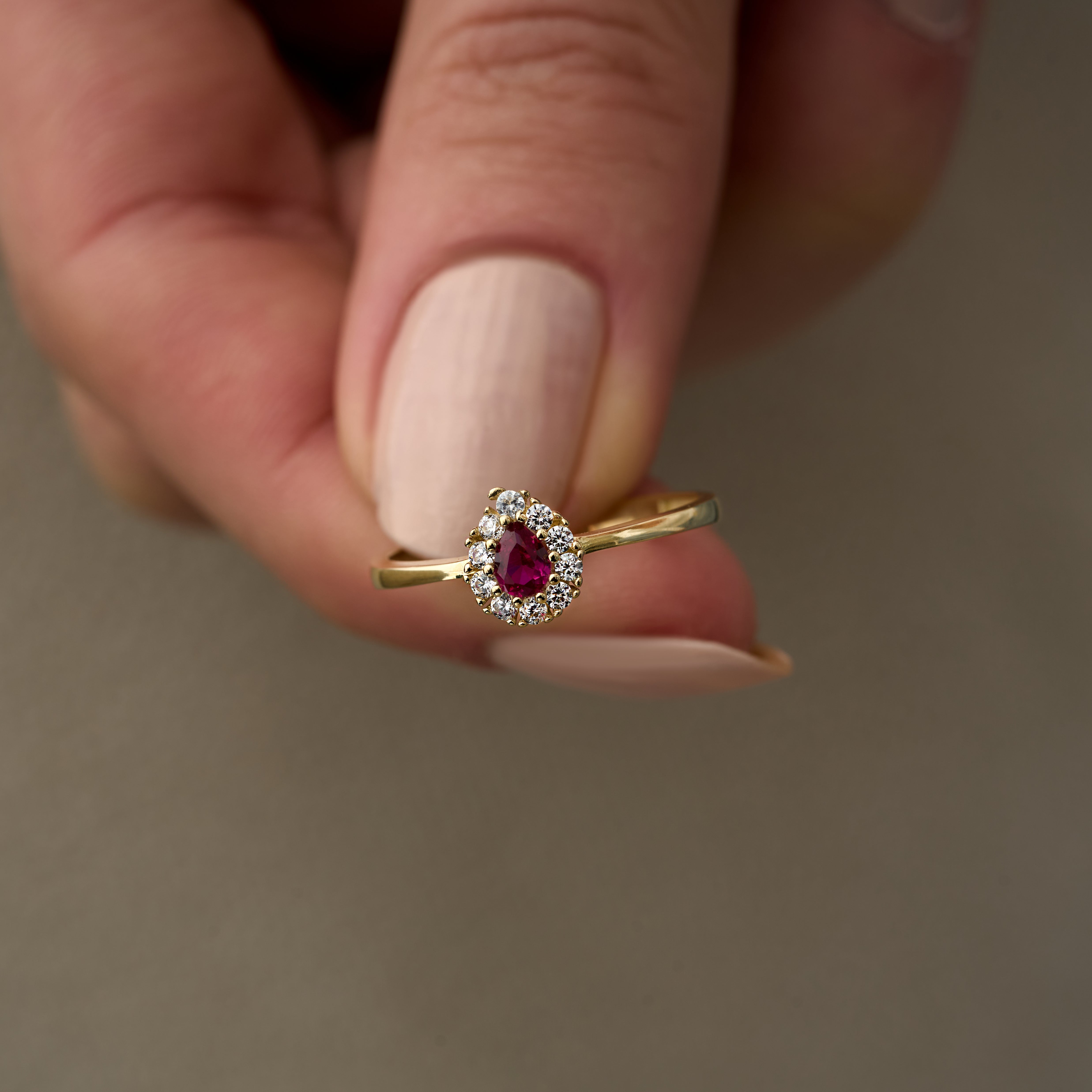 14 Ayar Altın Yakut Taşlı Halo Pırlanta Yüzük RG094 | altın | Ronaff Pırlanta | Tektaş Yüzük, Pırlanta Yüzük, Kolye, Küpe