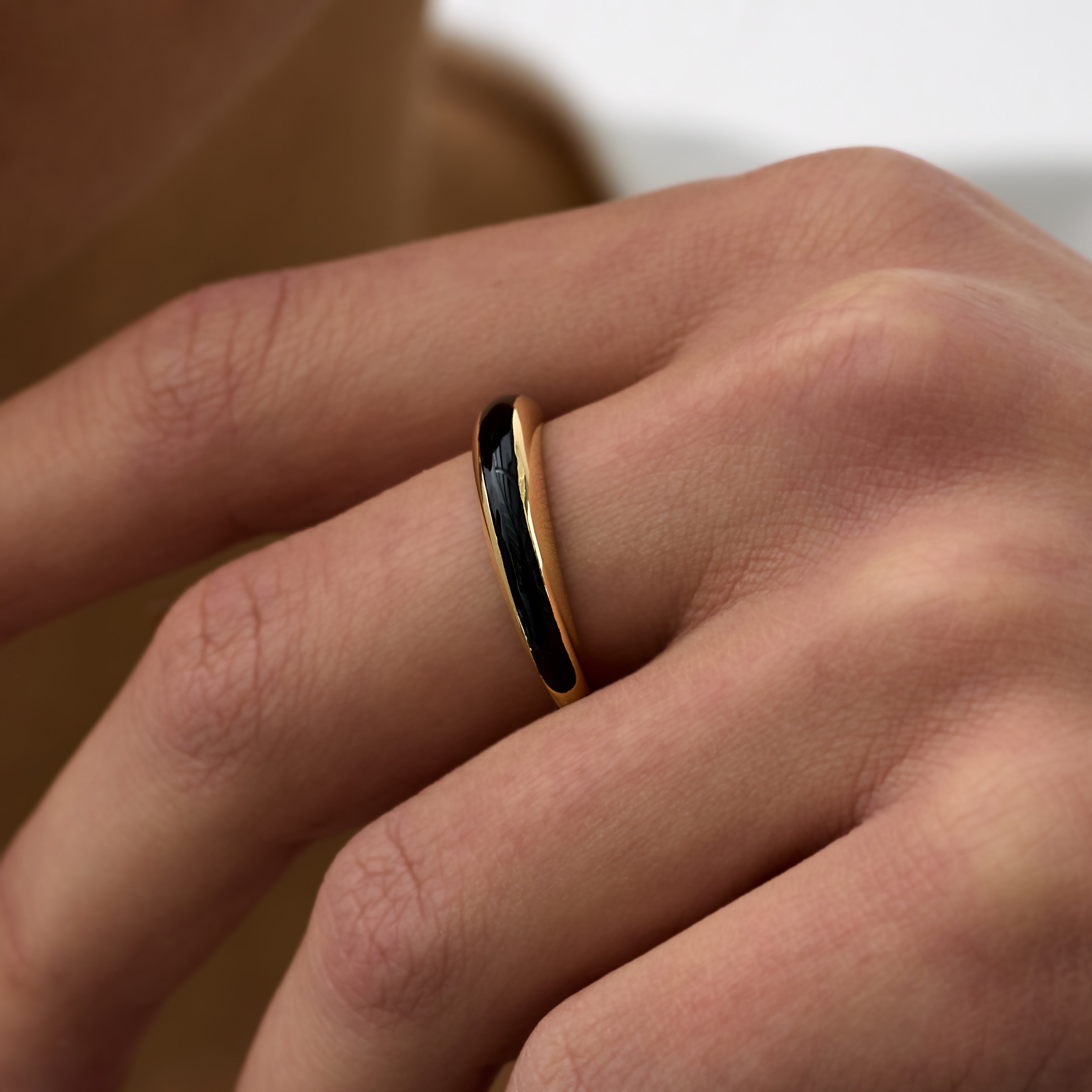 14 Ayar Altın Siyah Mineli İnce Minimal Yüzük RG039 | altın | Ronaff Pırlanta | Tektaş Yüzük, Pırlanta Yüzük, Kolye, Küpe