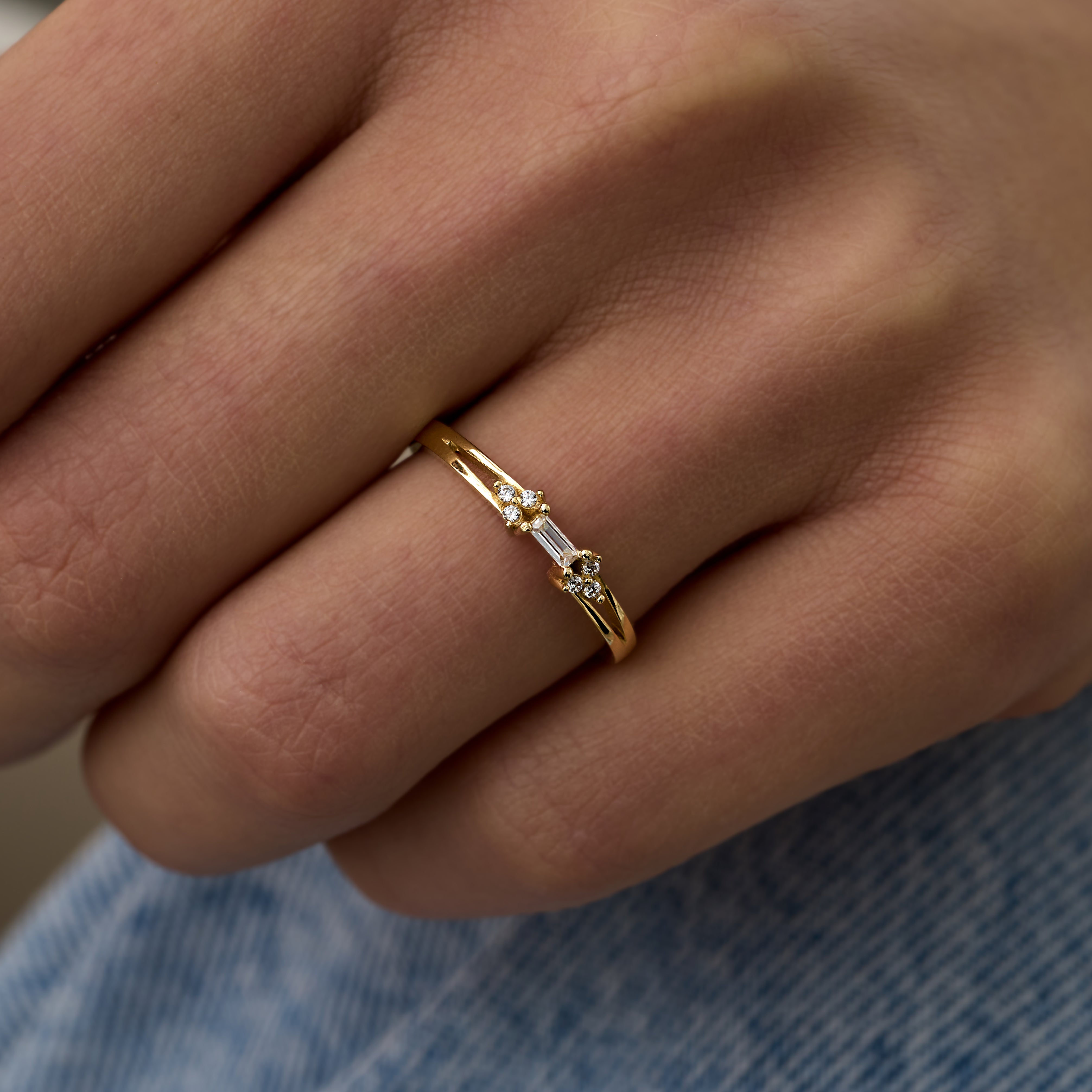 14 Ayar Altın Baget Küçük Taşlı Pırlanta Yüzük RG077 | altın | Ronaff Pırlanta | Tektaş Yüzük, Pırlanta Yüzük, Kolye, Küpe