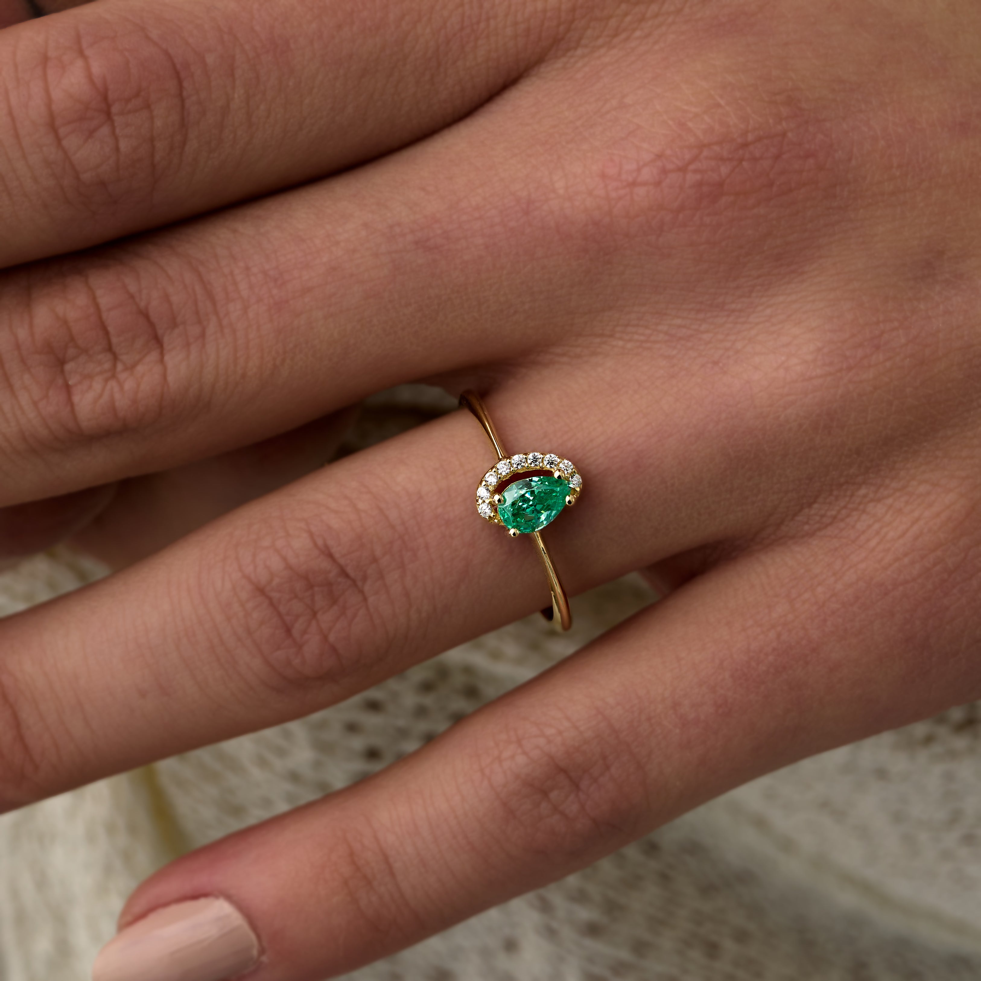 14 Ayar Altın Zümrüt Damla Kesim Pırlanta Yüzük RG070 | altın | Ronaff Pırlanta | Tektaş Yüzük, Pırlanta Yüzük, Kolye, Küpe