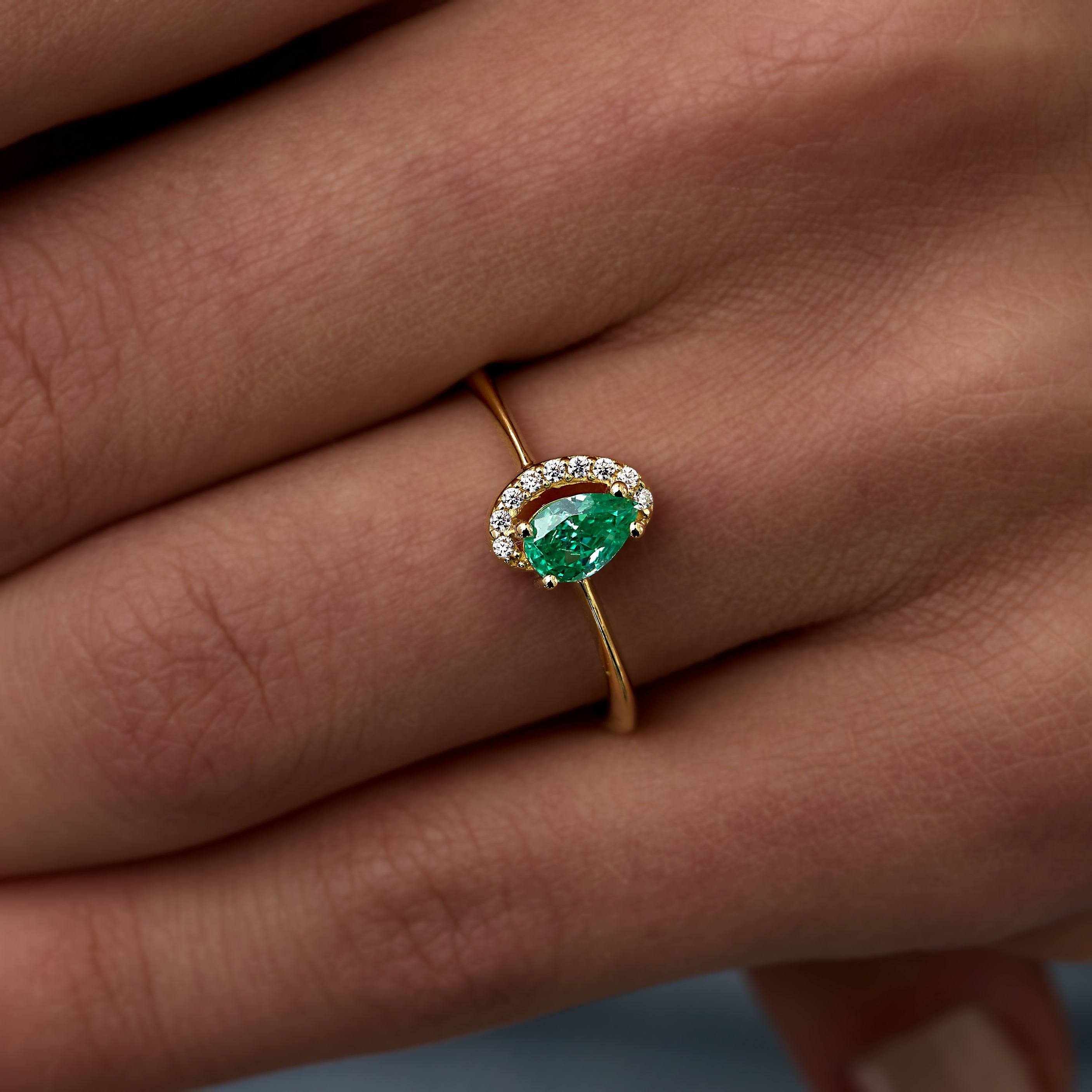 14 Ayar Altın Zümrüt Damla Kesim Pırlanta Yüzük RG070 | altın | Ronaff Pırlanta | Tektaş Yüzük, Pırlanta Yüzük, Kolye, Küpe