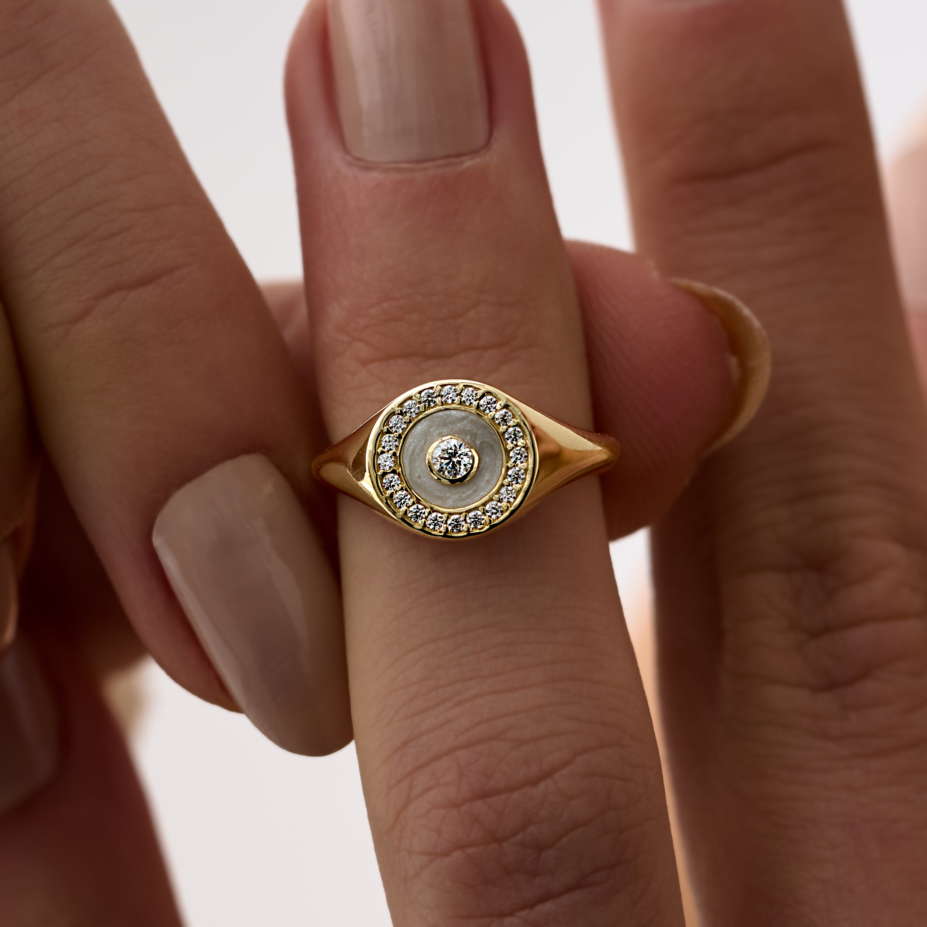 14 Ayar Altın Yuvarlak Formlu Pırlanta Yüzük RG076 | altın | Ronaff Pırlanta | Tektaş Yüzük, Pırlanta Yüzük, Kolye, Küpe