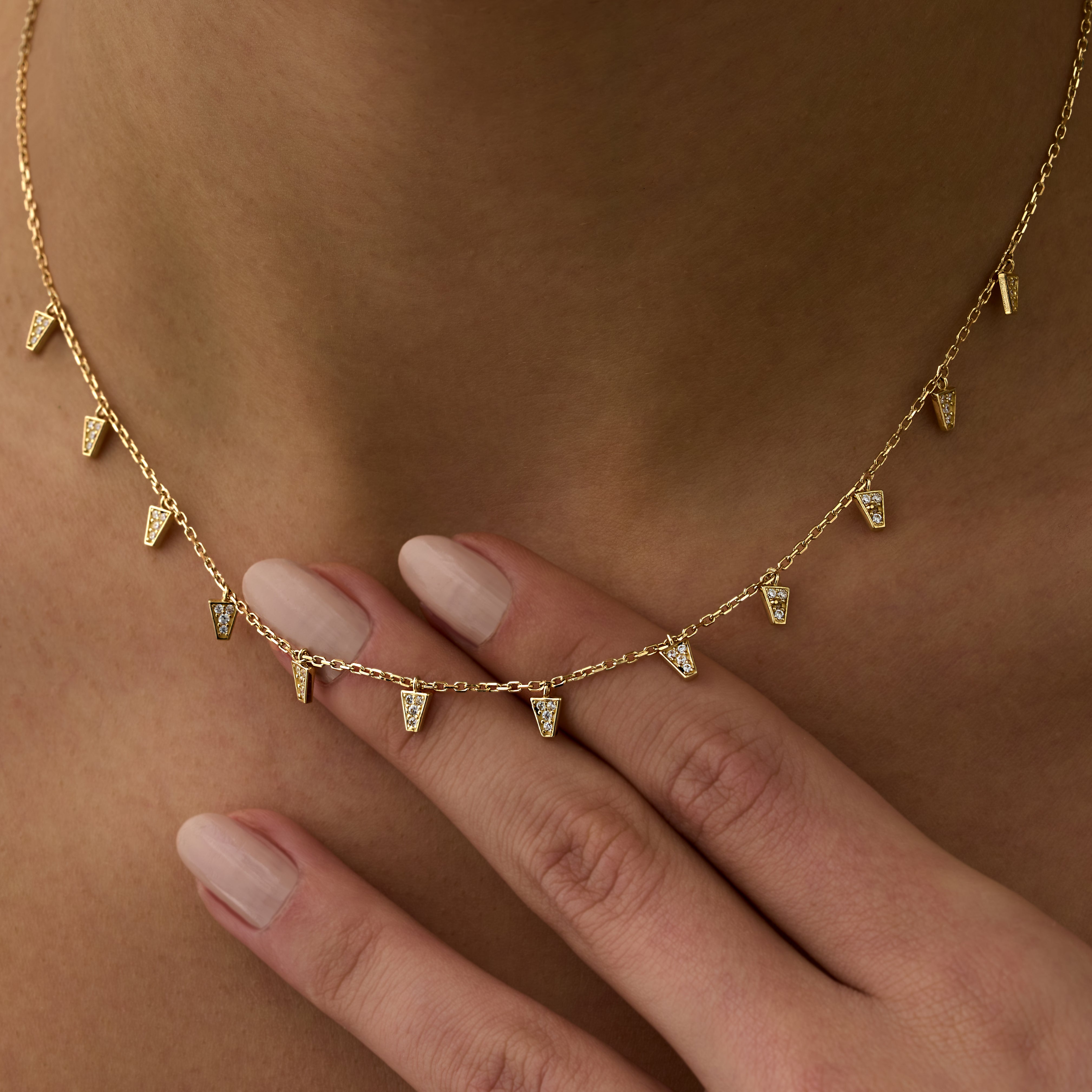 14 Ayar Altın Geometrik Üçgen Pırlanta Kolye RG079 | altın | Ronaff Pırlanta | Tektaş Yüzük, Pırlanta Yüzük, Kolye, Küpe