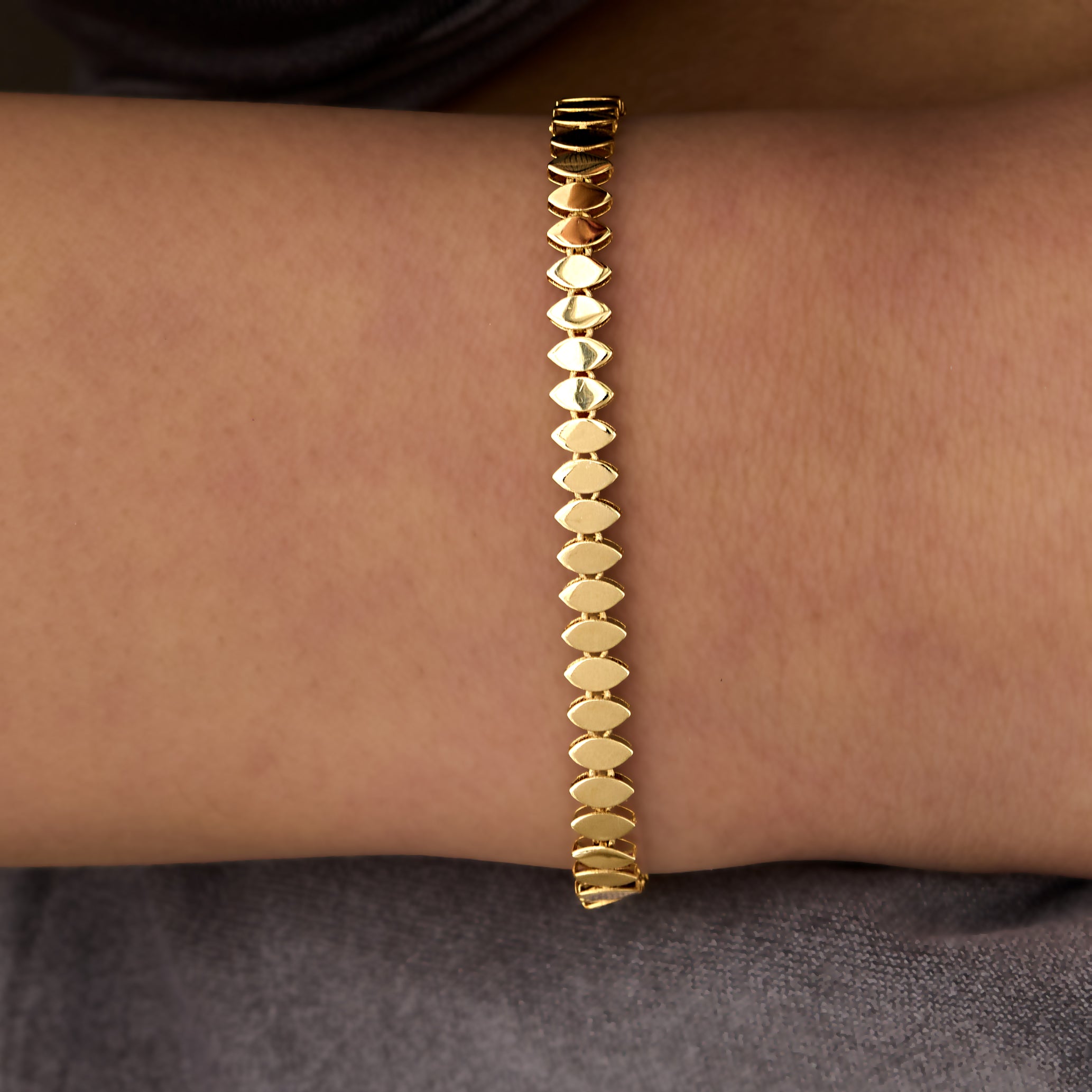 14 Ayar Altın Yaprak Motifli Bileklik RG093 | altın | Ronaff Pırlanta | Tektaş Yüzük, Pırlanta Yüzük, Kolye, Küpe