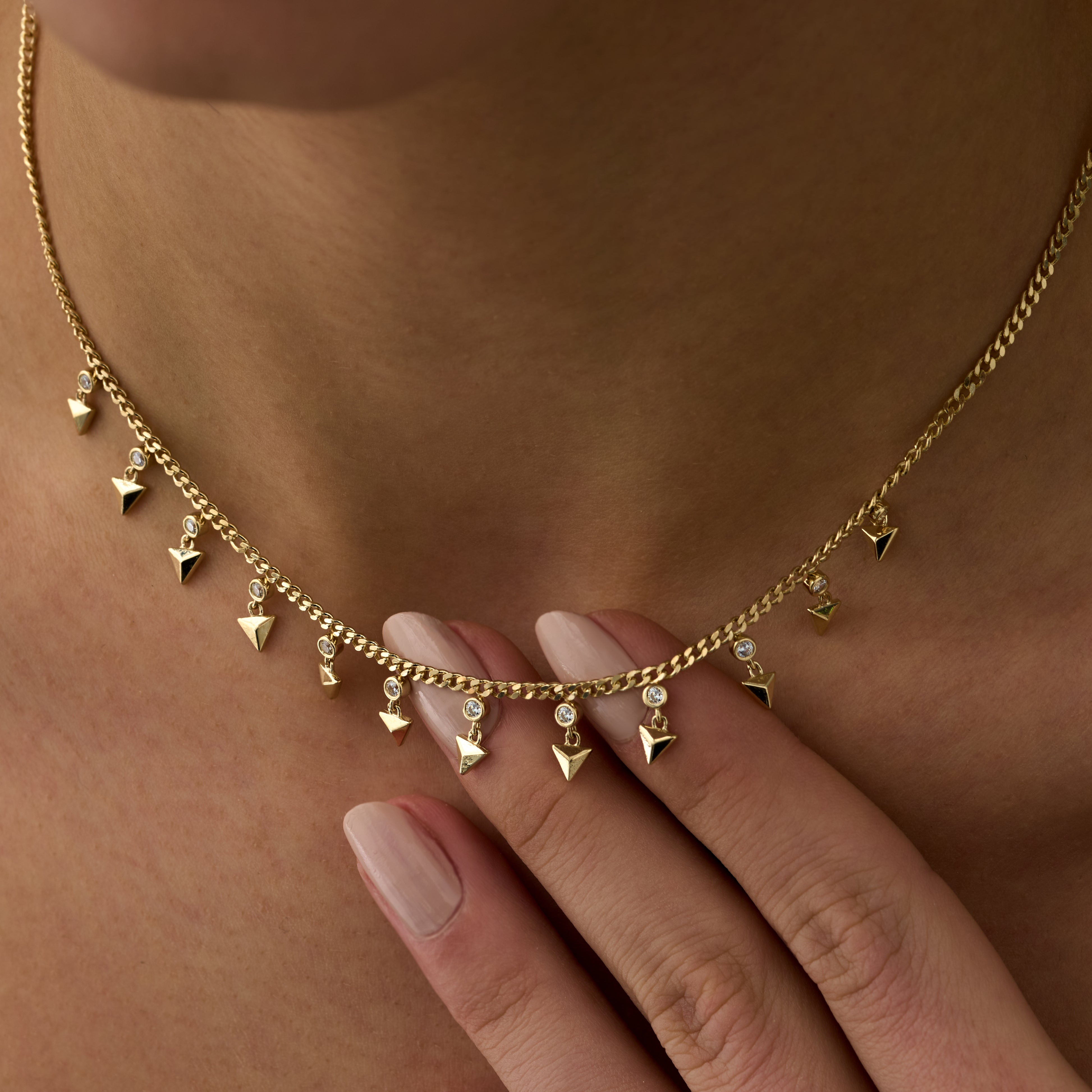 14 Ayar Altın Piramit Sallantılı Pırlanta Kolye RG059 | altın | Ronaff Pırlanta | Tektaş Yüzük, Pırlanta Yüzük, Kolye, Küpe