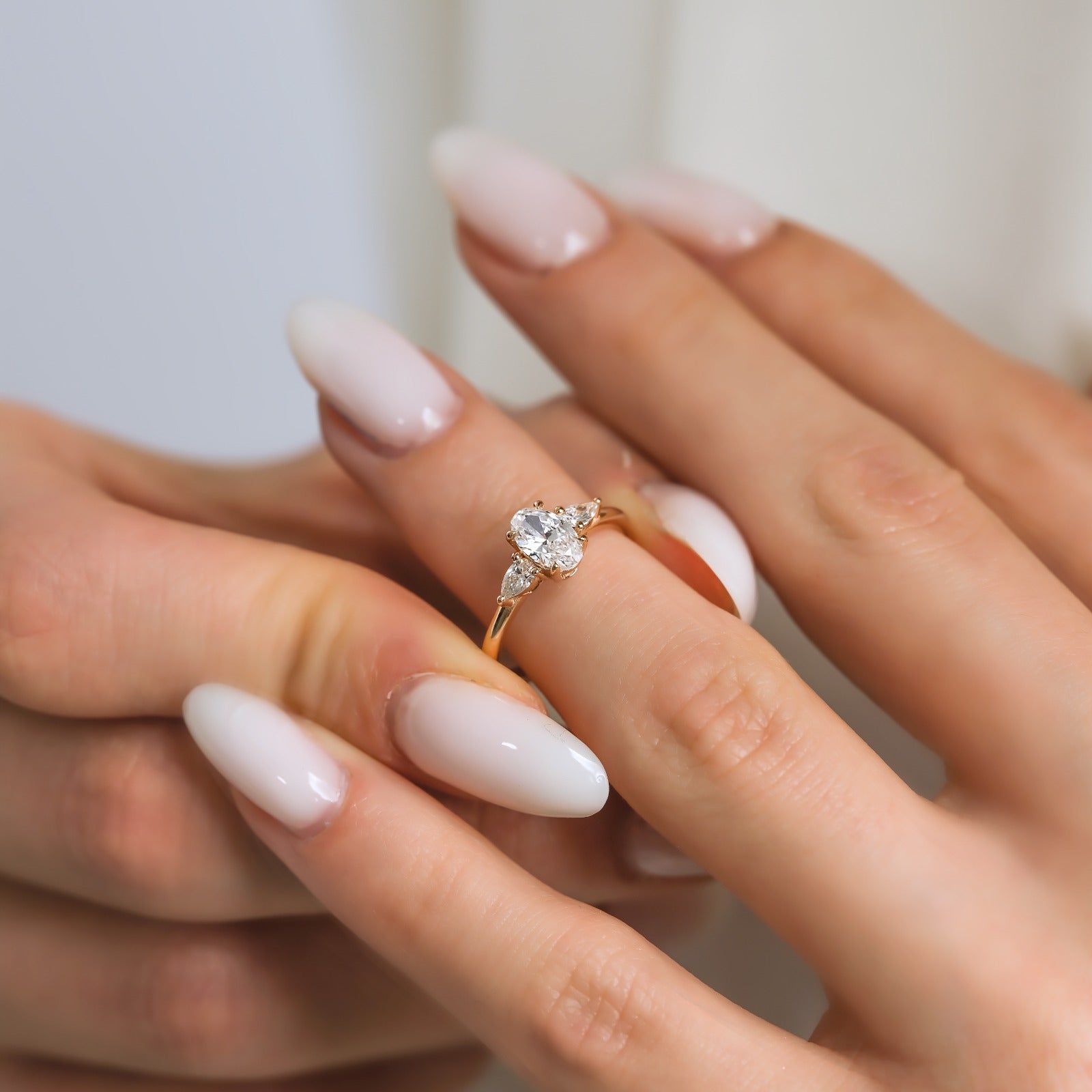 0.70 Karat Oval ve Damla Kesim Özel Tasarım Tektaş Pırlanta Yüzük - RNF0810 | Pırlanta Yüzük | Ronaff Pırlanta | Tektaş Yüzük, Pırlanta Yüzük, Kolye, Küpe