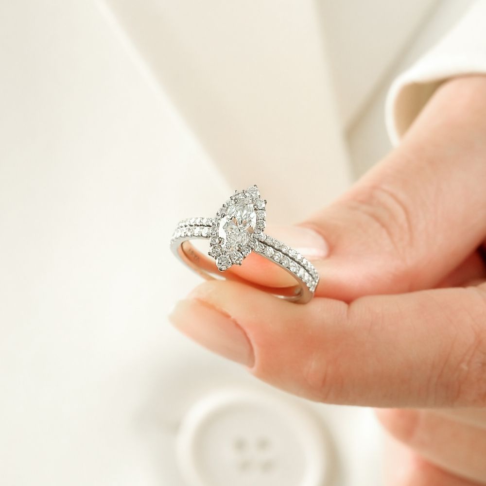 0.50 Karat Markiz Kesim & 0.32 Karat Yuvarlak Tasarım Tektaş Pırlanta Yüzük-RNF1344 | Pırlanta Yüzük | Ronaff Pırlanta | Tektaş Yüzük, Pırlanta Yüzük, Kolye, Küpe