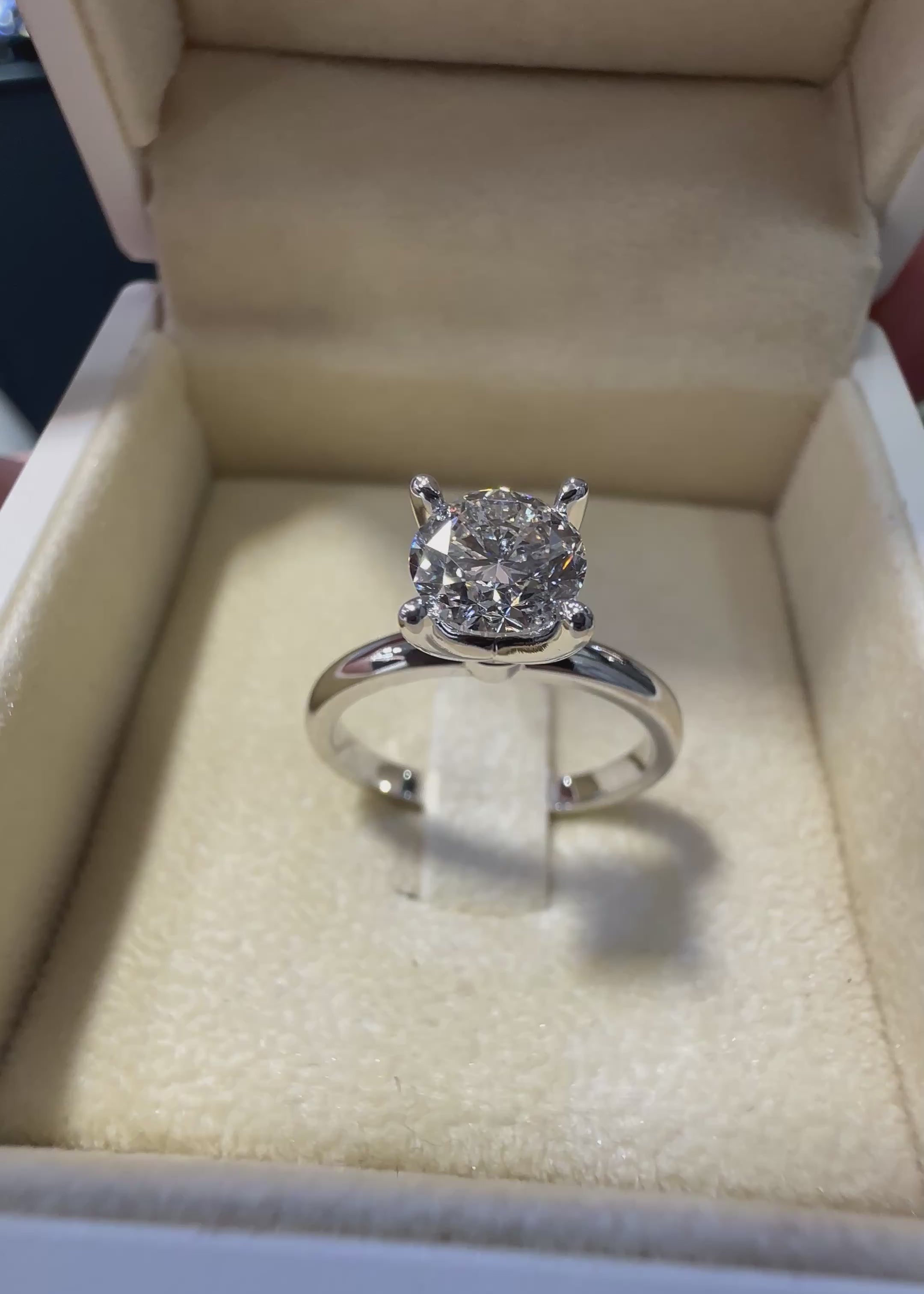 1-20-karat-pirlanta-hrd-sertifikali-klasik-tektas-yuzuk-rnf01104