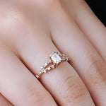 0.40 Karat Emerald & 0.10 Karat Yuvarlak Kesim GIA/HRD Sertifikalı Pırlanta Tasarım Yüzük - RNF0627 | Tektaş Yüzükler | Ronaff Pırlanta | Tektaş Yüzük, Pırlanta Yüzük, Kolye, Küpe