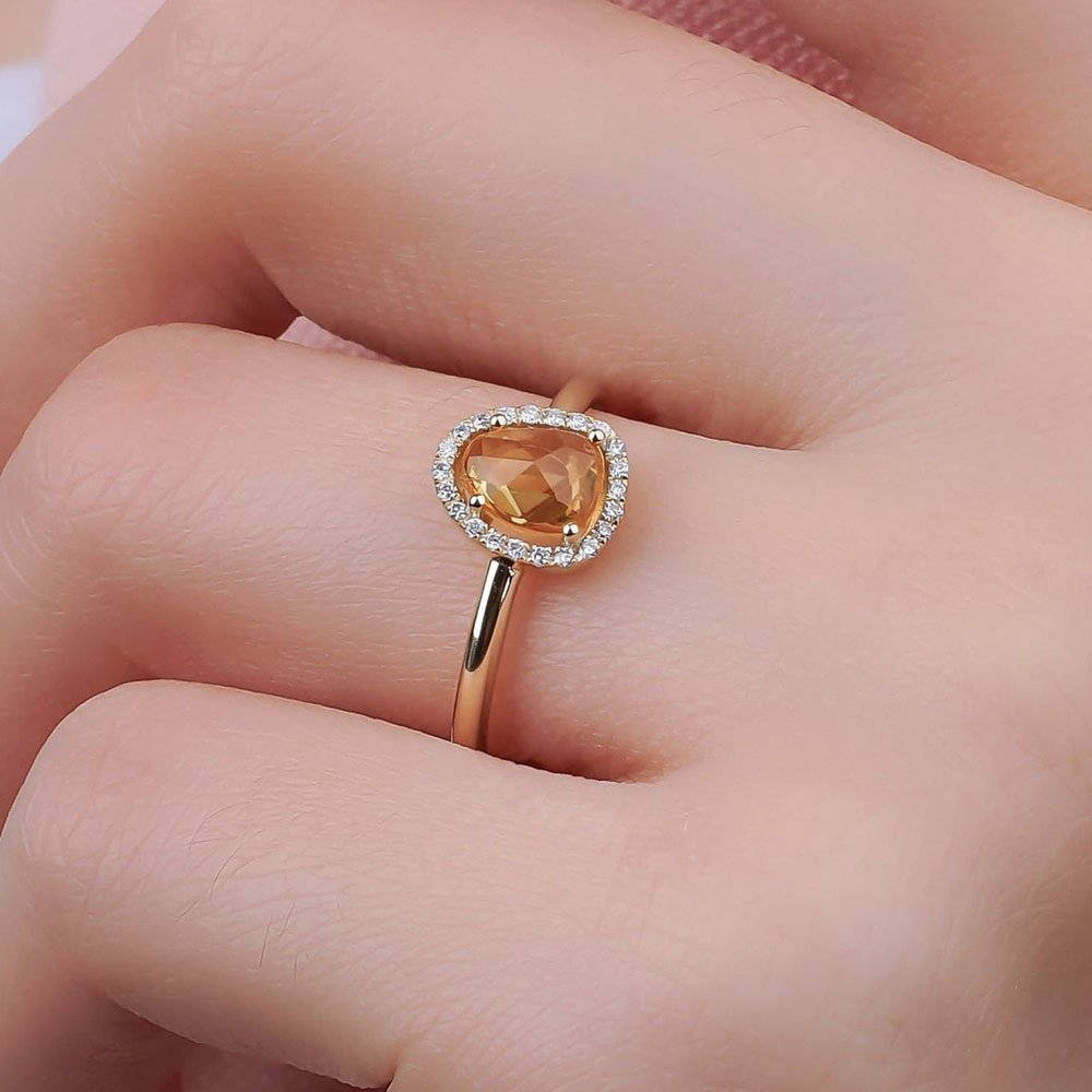 0.74 Karat Sarı Safir Pırlantalı Tasarım Yüzük - RNF0433 | Renkli Taşlı Yüzükler | Ronaff Pırlanta | Tektaş Yüzük, Pırlanta Yüzük, Kolye, Küpe