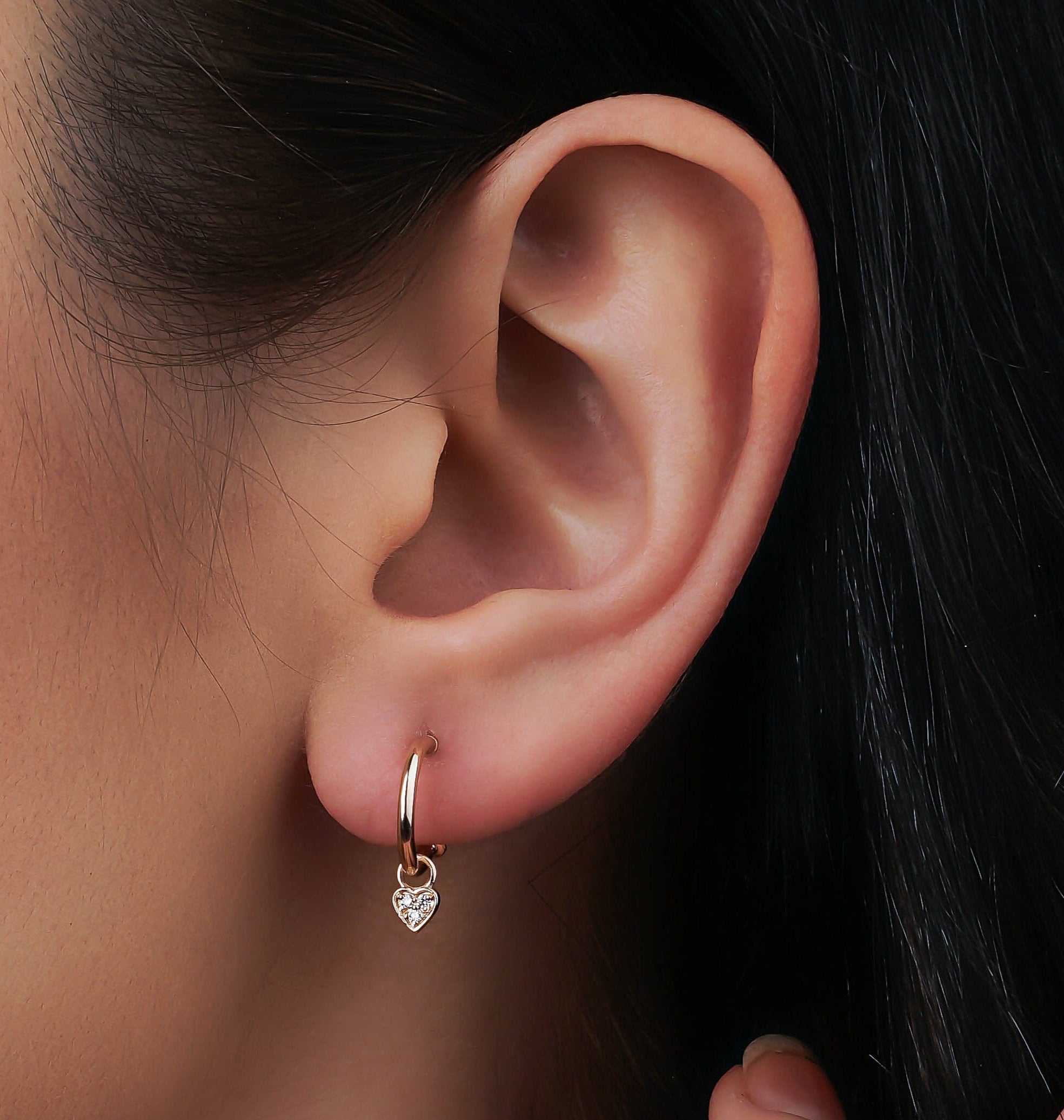 0.03 Karat Pırlantalı Mini Kalp Küpe Pırlantalı Tasarım Küpe - RNF0407 | Pırlanta Küpe | Ronaff Pırlanta | Tektaş Yüzük, Pırlanta Yüzük, Kolye, Küpe